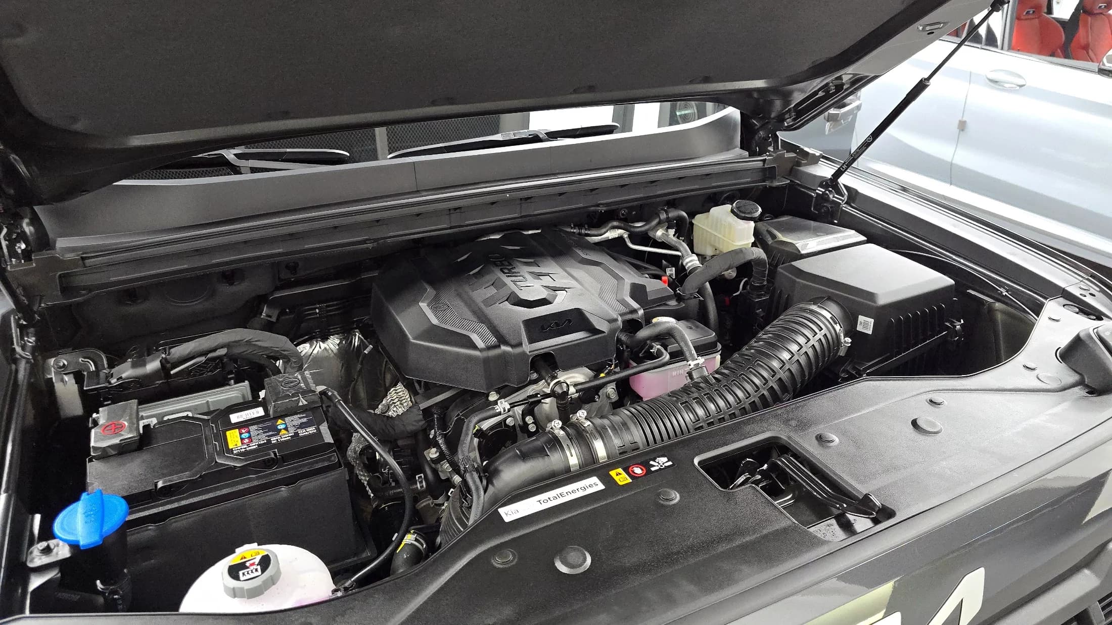 Kia Tasman 2.5T Gasoline 4WD Extreme, 2025 г. 13653 км. — фото 6