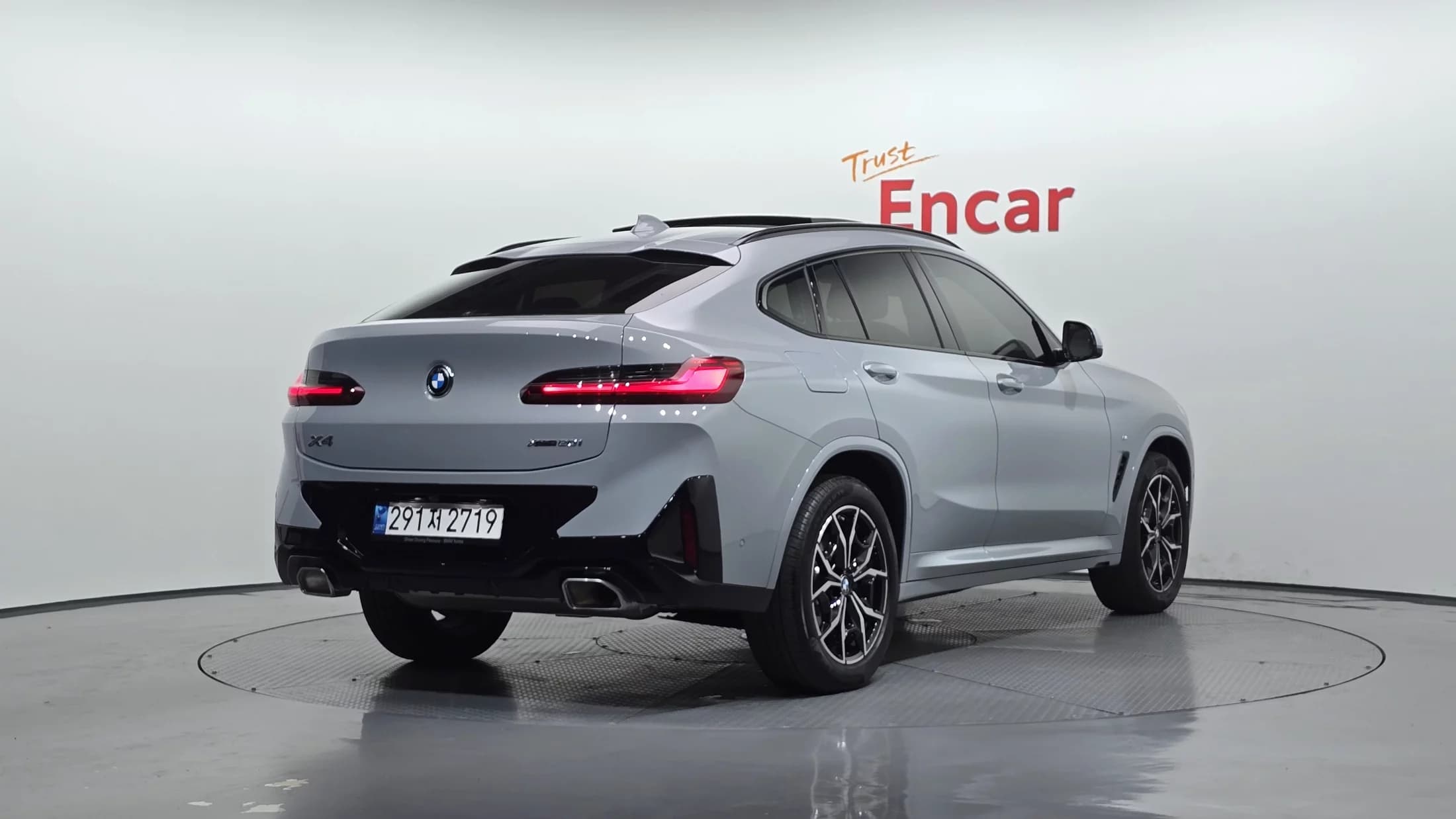 BMW X4 xDrive20i M Sport, 2023 г. 7772 км. — фото 2