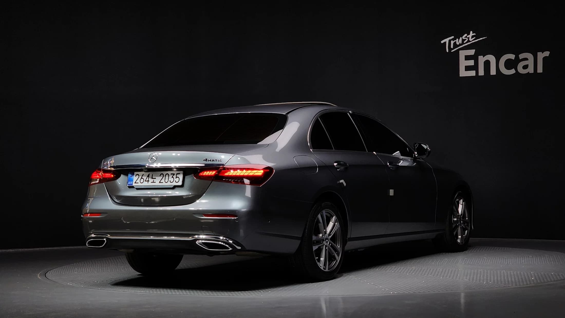 Mercedes-Benz E-Class E350 4MATIC Avantgarde, 2022 г. 50318 км. — фото 2