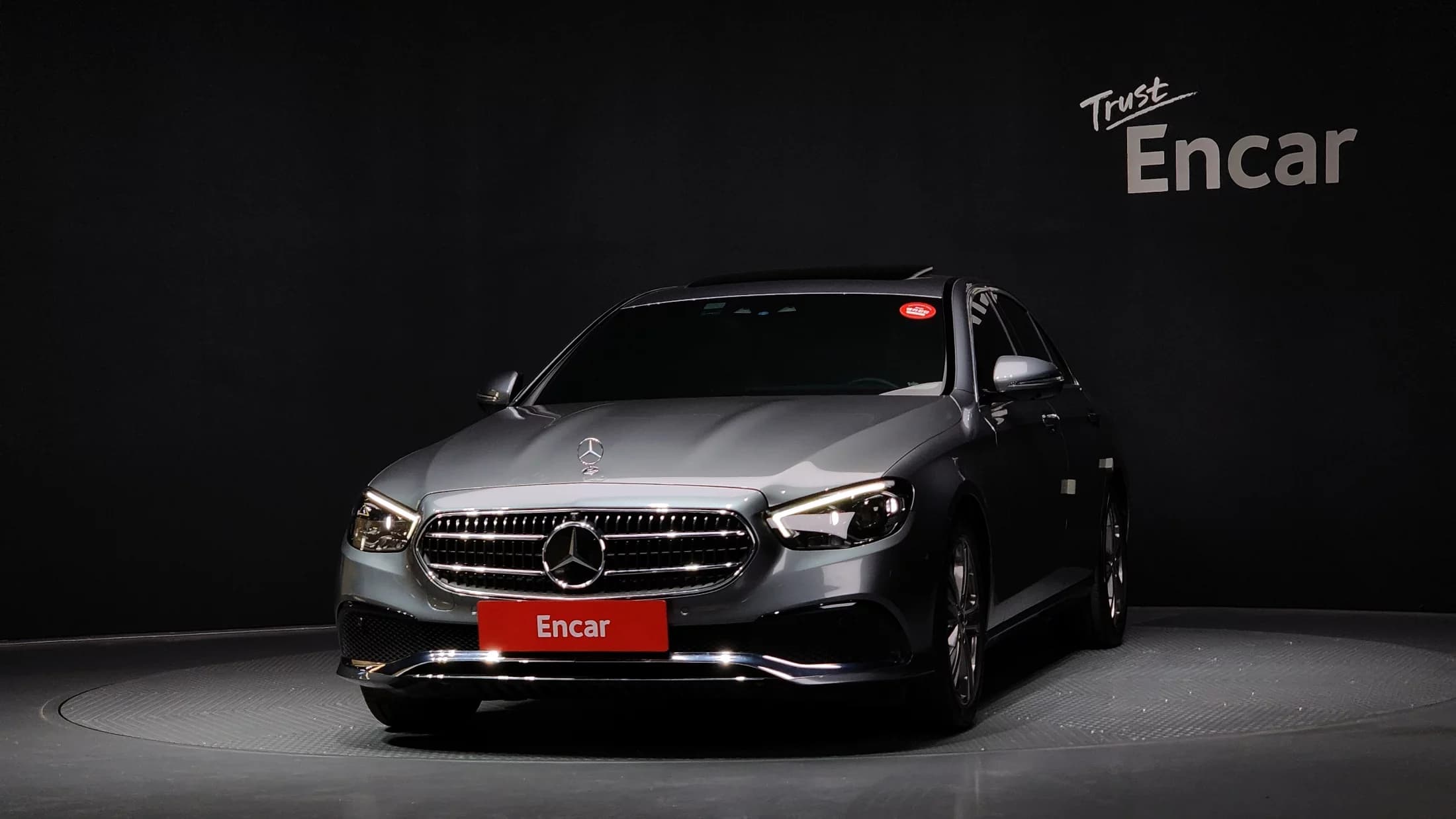 Mercedes-Benz E-Class E350 4MATIC Avantgarde, 2022 г. 50318 км. — фото 3