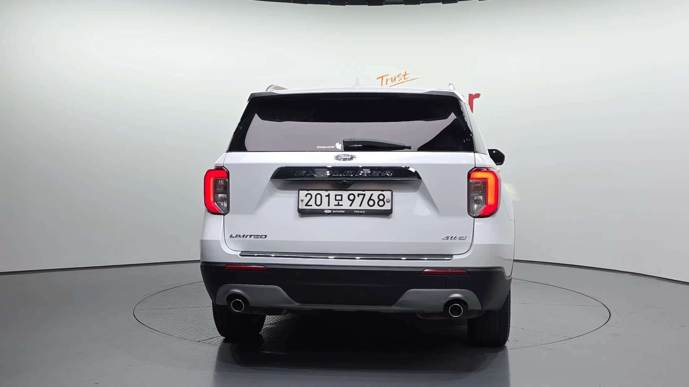 Ford EXPLORER 2.3 LimIted 4WD, 2022 г. 57139 км. — фото 4