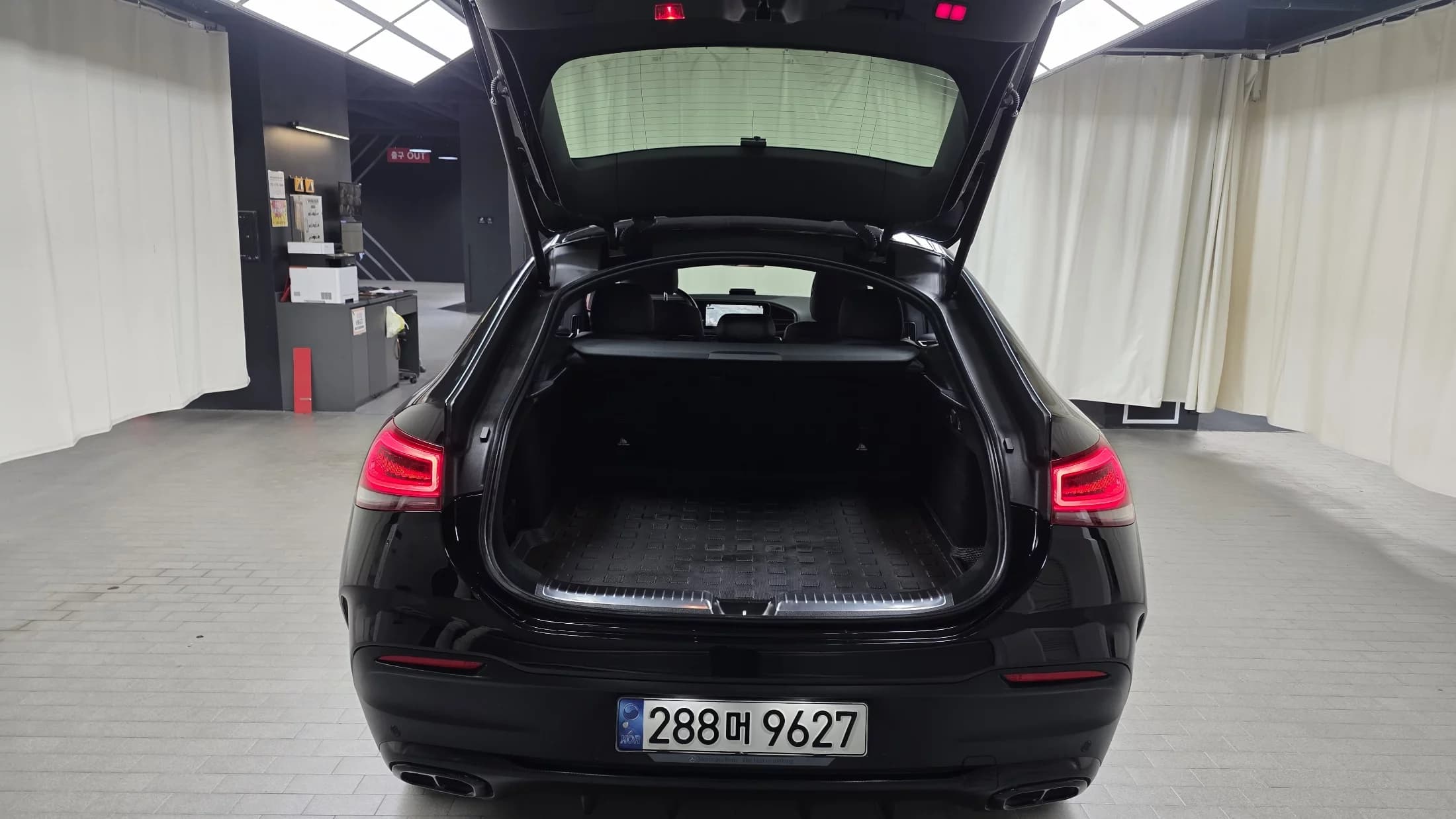 Mercedes-Benz GLE-Class GLE400d 4MATIC Coupe, 2021 г. 70244 км. — фото 20