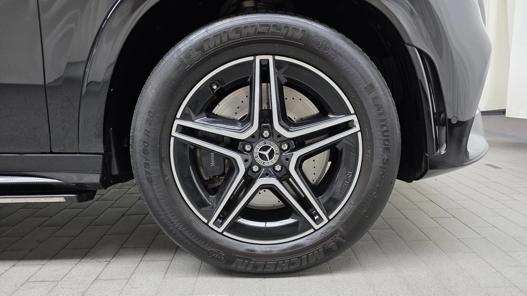 Mercedes-Benz GLE-Class GLE400d 4MATIC Coupe, 2021 г. 70244 км. — фото 5