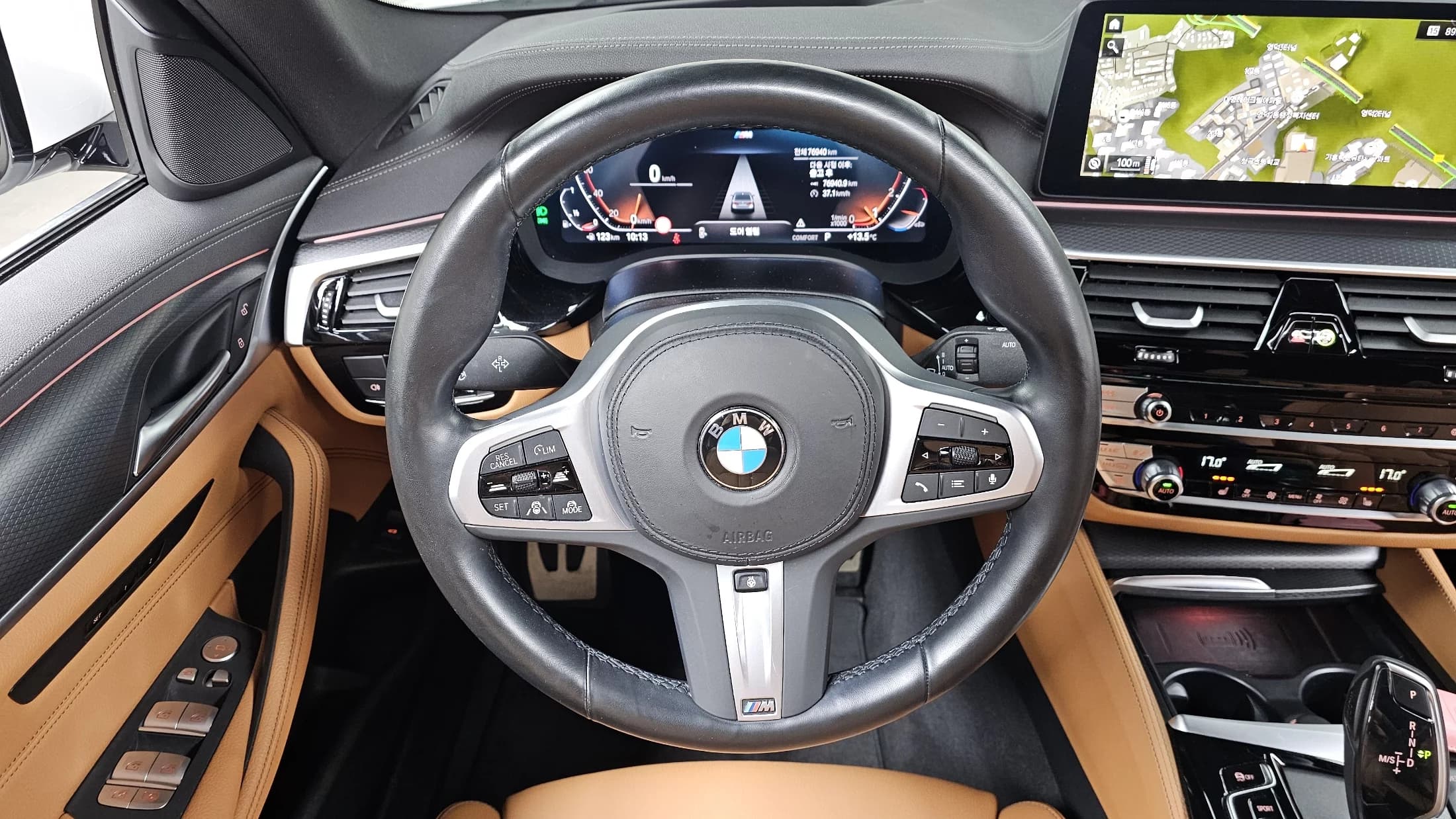 BMW 5-Series 520i M Sport, 2022 г. 76979 км. — фото 13
