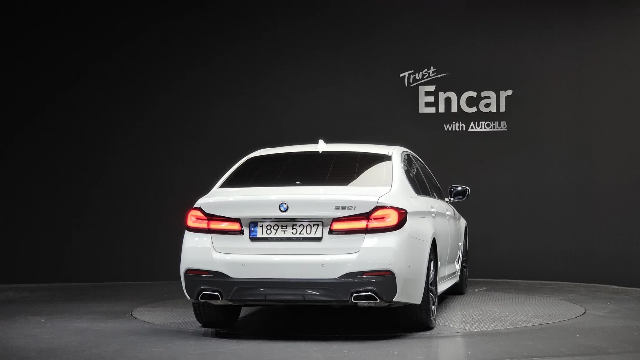 BMW 5-Series 520i M Sport, 2022 г. 76979 км. — фото 4