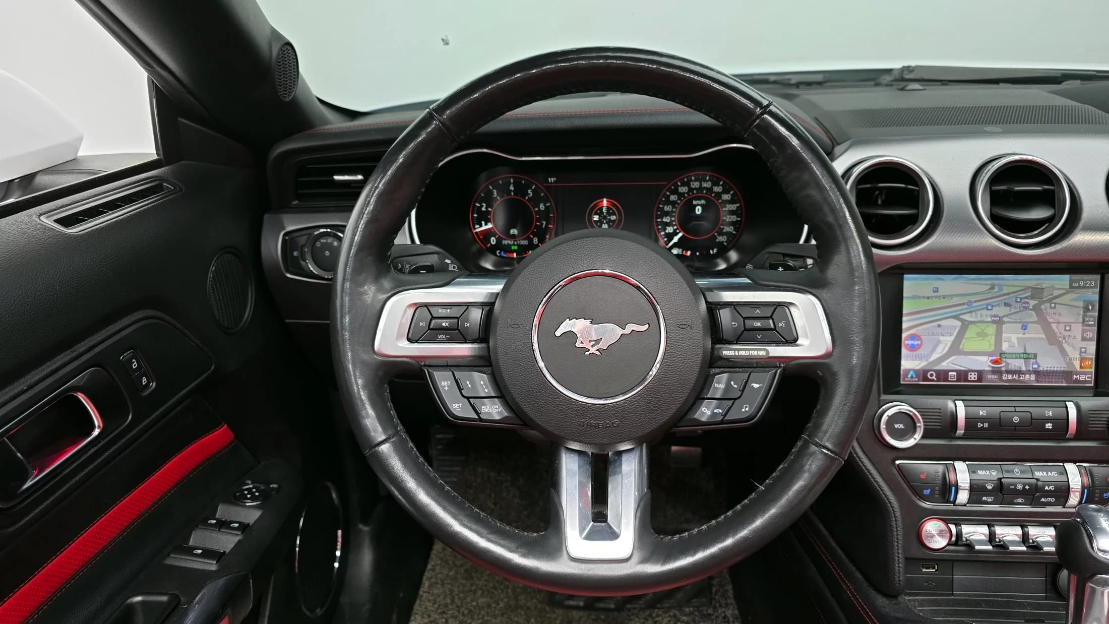 Ford MUSTANG Convertible, 2021 г. 47443 км. — фото 13