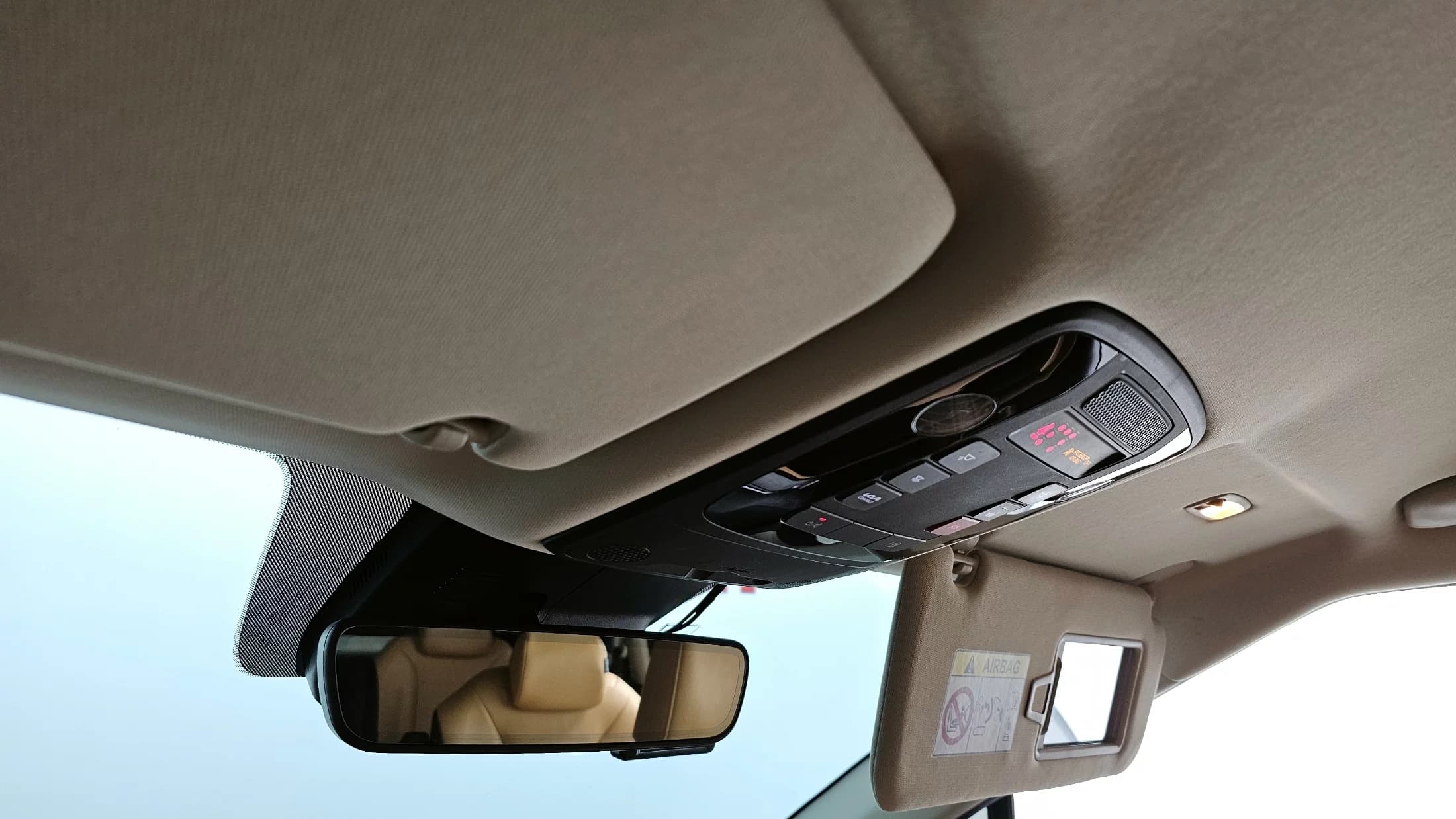 Kia Carnival 9-Seater Noblesse, 2022 г. 82094 км. — фото 19