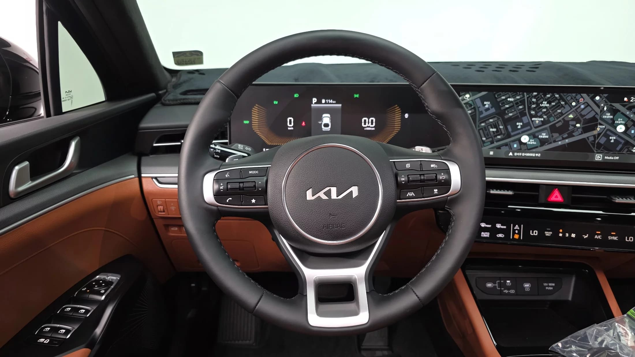 Kia K5 (Киа Оптима) Best Selection, гибрид, 2025 г. 7392 км. — фото 13