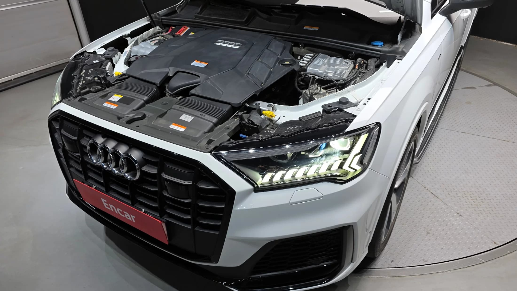 Audi Q7 55 TFSI Quattro Premium, 2023 г. 45907 км. — фото 6