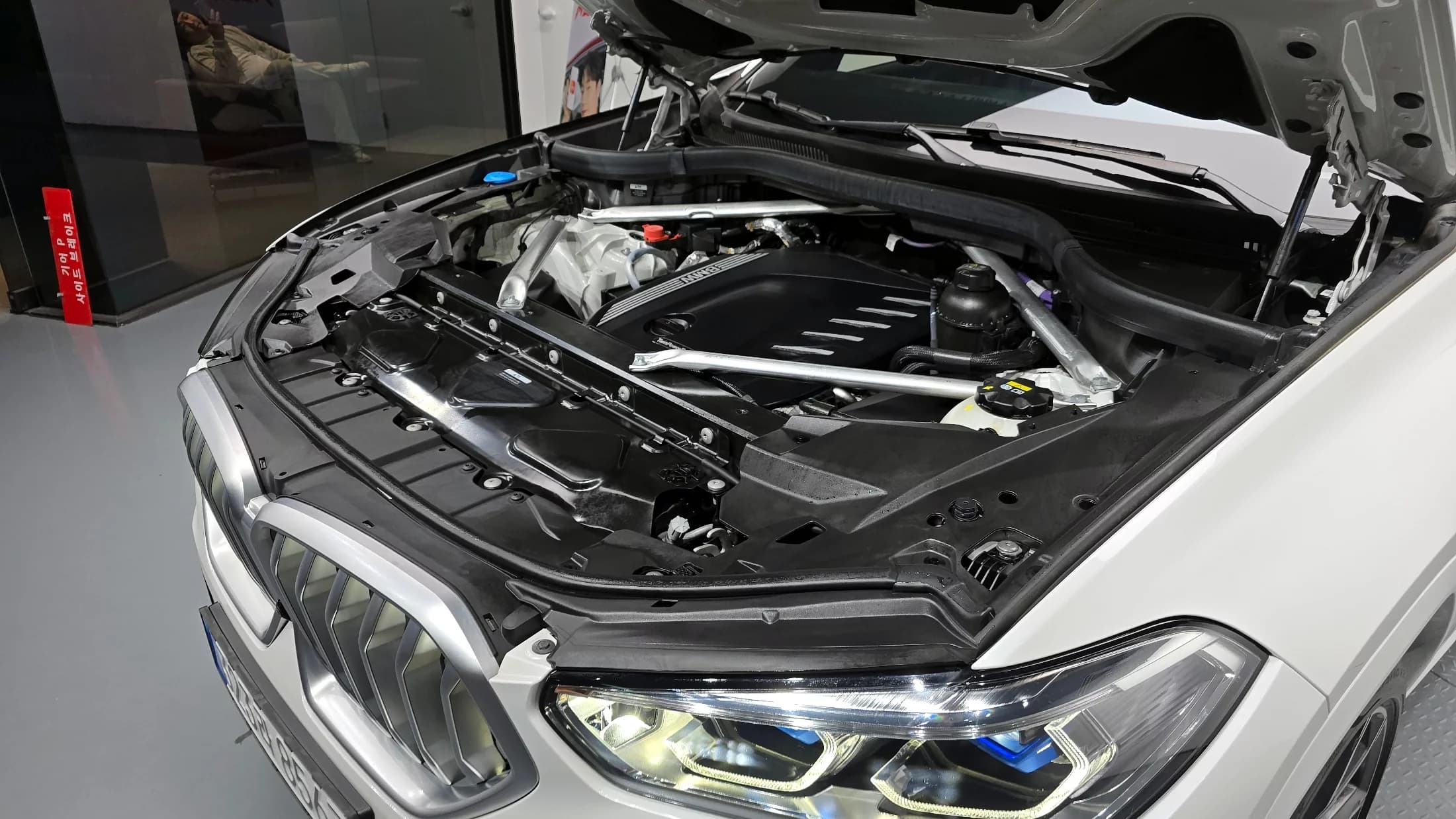 BMW X6 xDrive30d M Sport, 2022 г. 66429 км. — фото 6