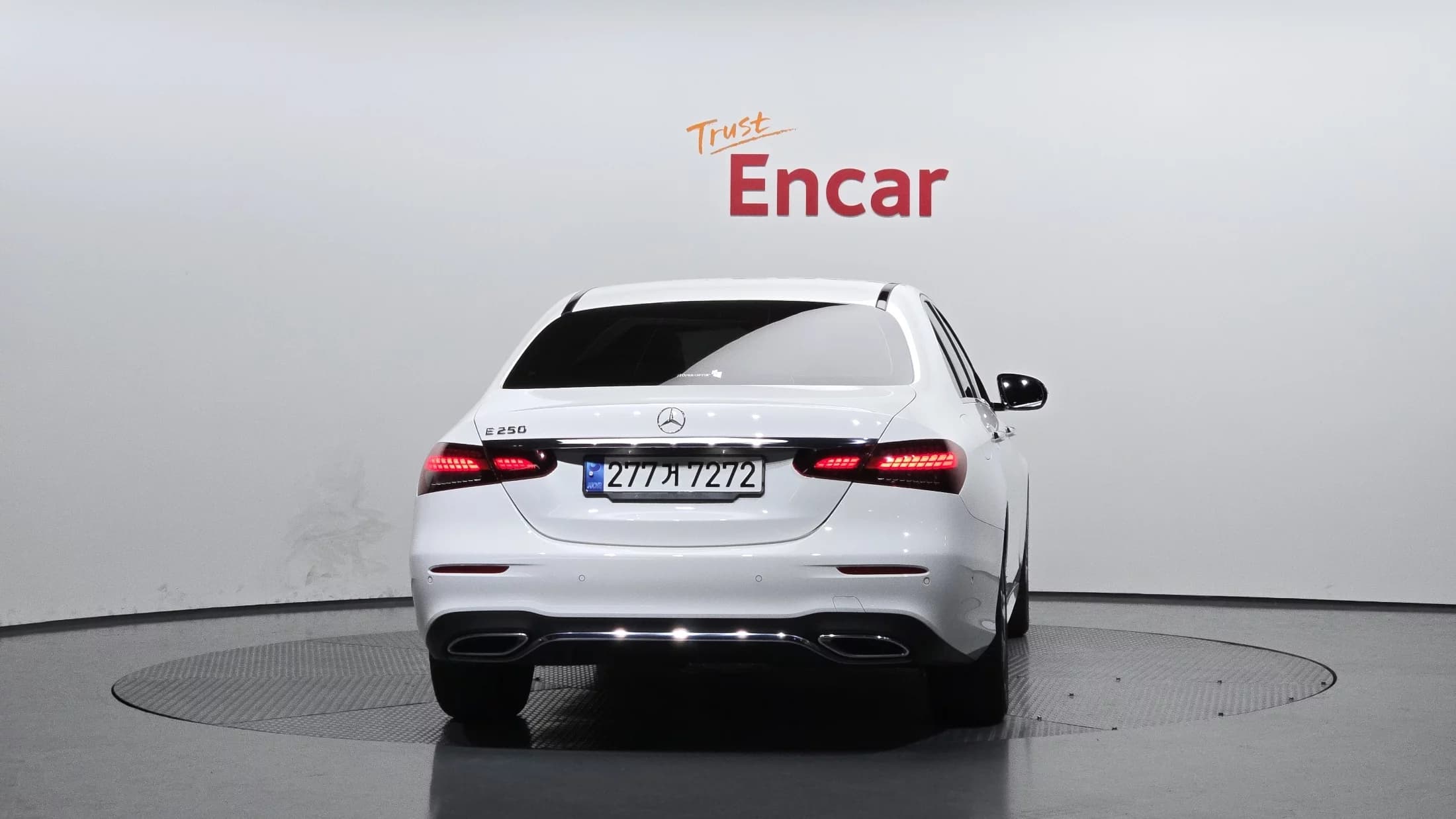 Mercedes-Benz E-Class E250 AMG Line, 2022 г. 42434 км. — фото 4
