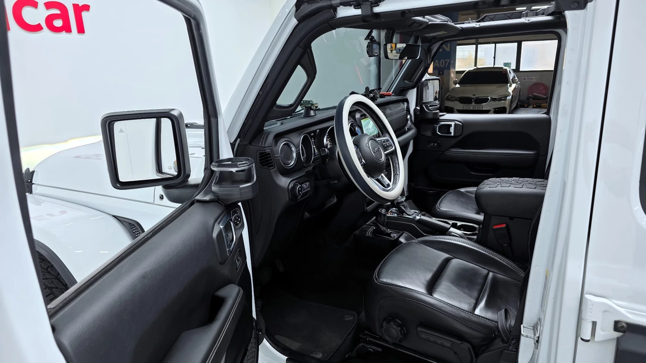 Jeep WRANGLER 2.0 Overland 4Door, 2021 г. 77779 км. — фото 12