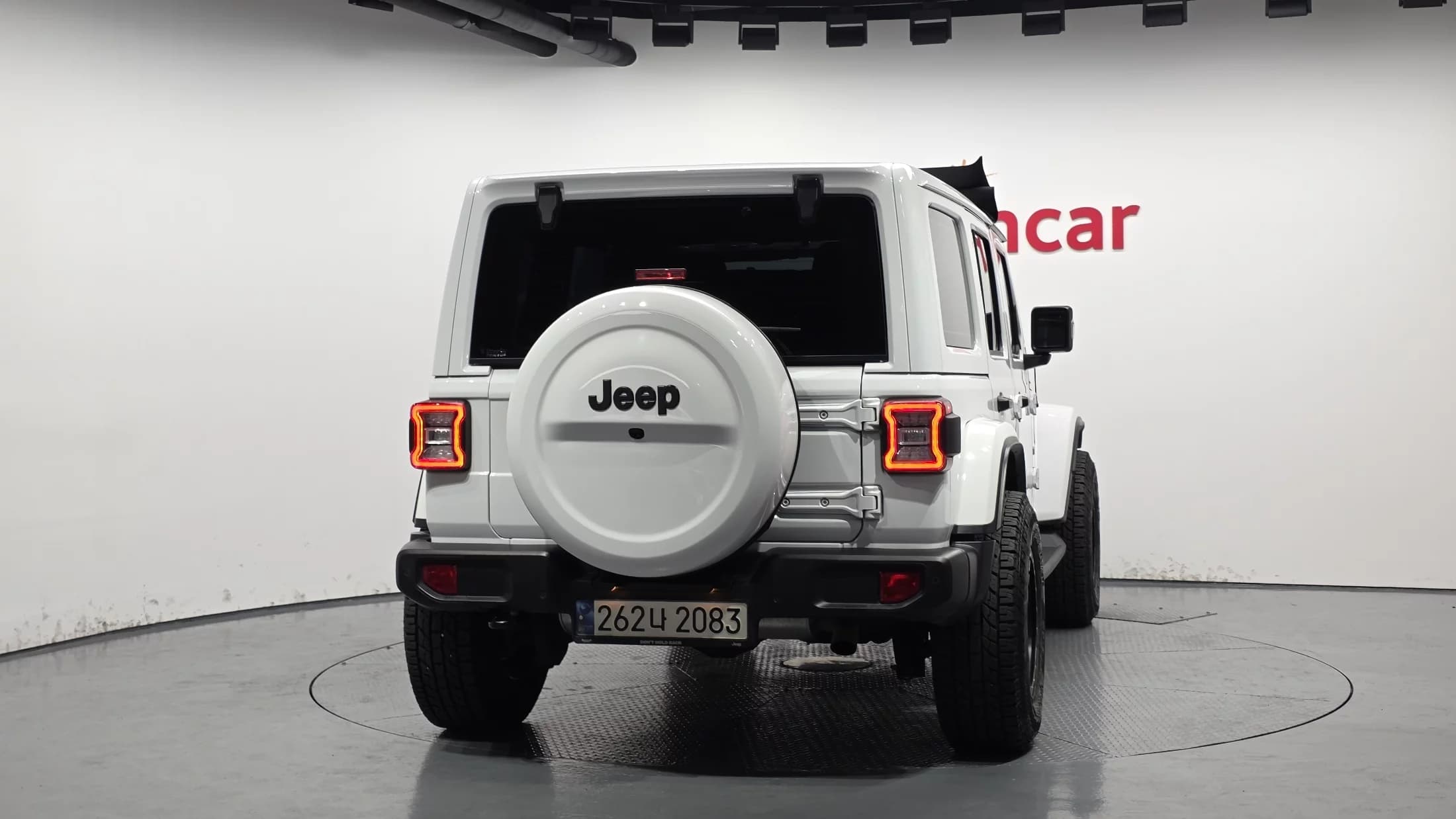 Jeep WRANGLER 2.0 Overland 4Door, 2021 г. 77779 км. — фото 4