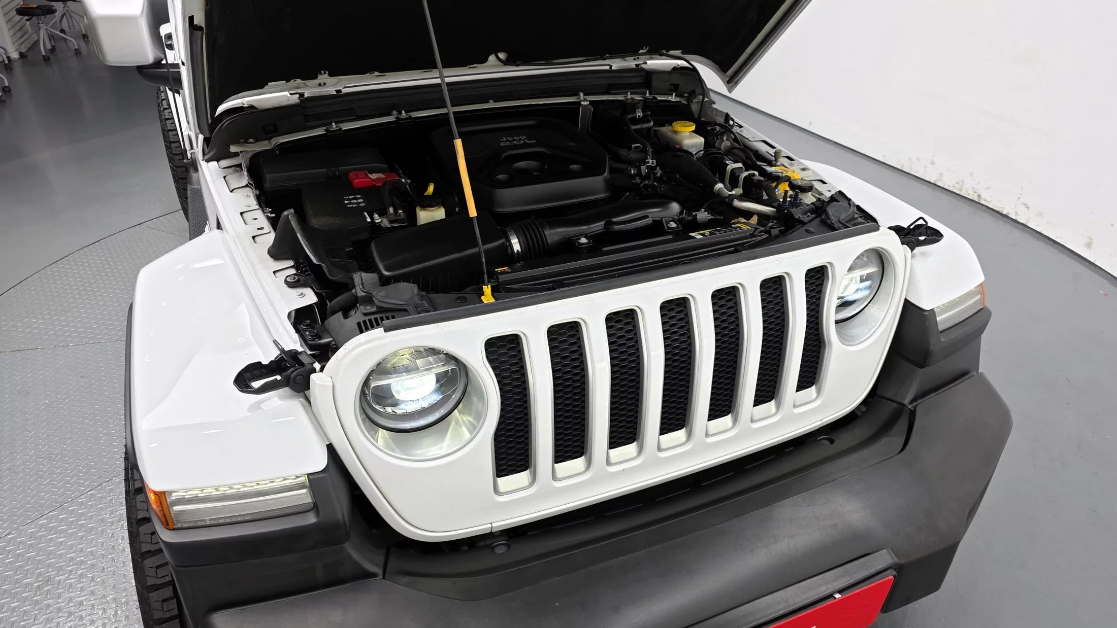 Jeep WRANGLER 2.0 Overland 4Door, 2021 г. 77779 км. — фото 6