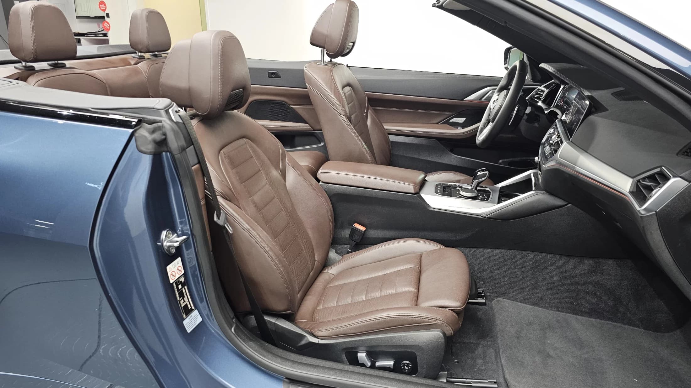 BMW 4-Series 420i M Sport Convertible, 2022 г. 40758 км. — фото 9