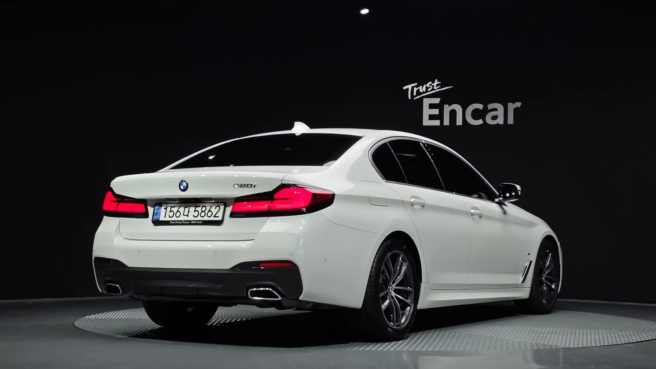 BMW 5-Series 520i M Sport, 2022 г. 37171 км. — фото 2