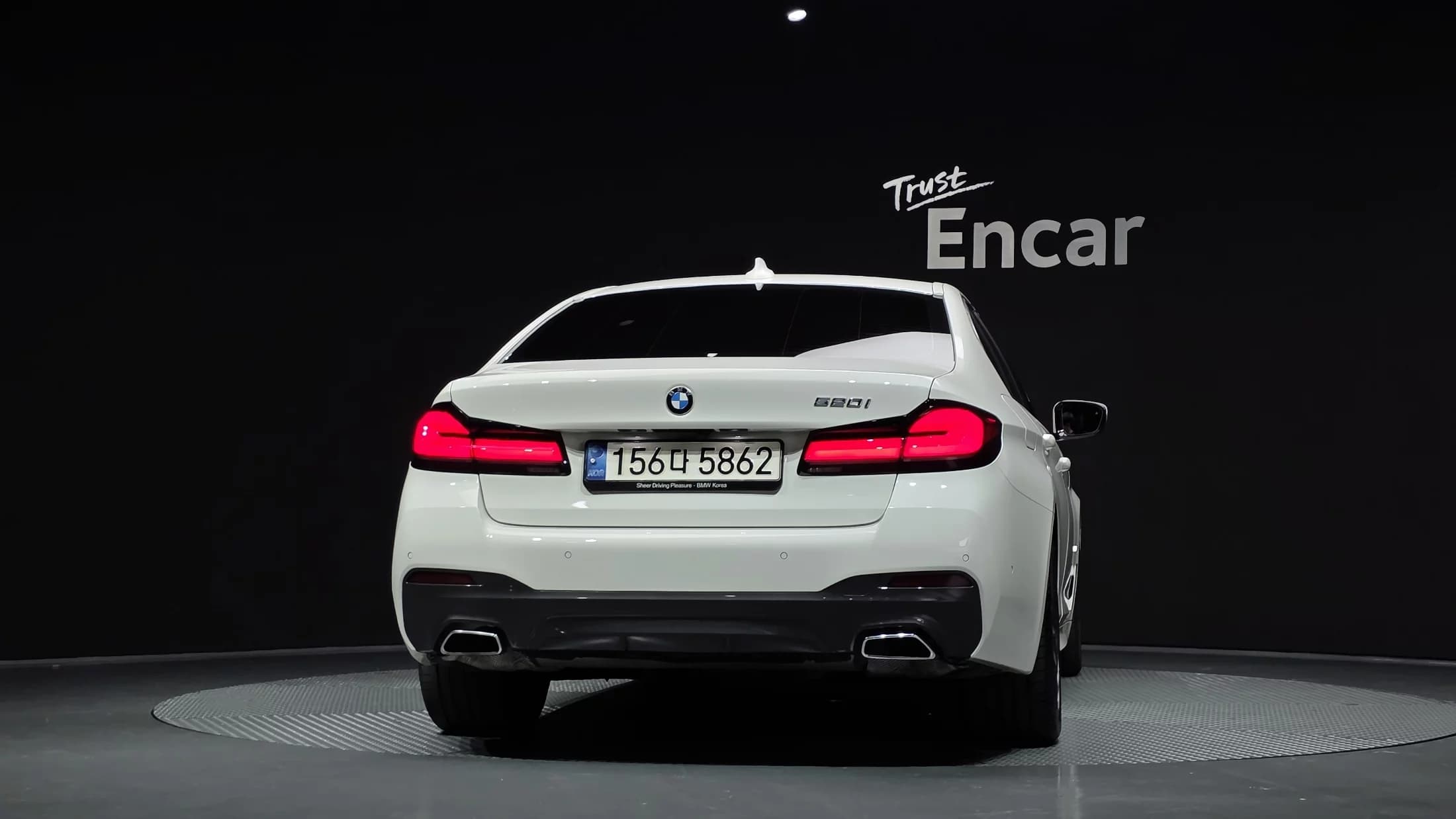 BMW 5-Series 520i M Sport, 2022 г. 37171 км. — фото 4