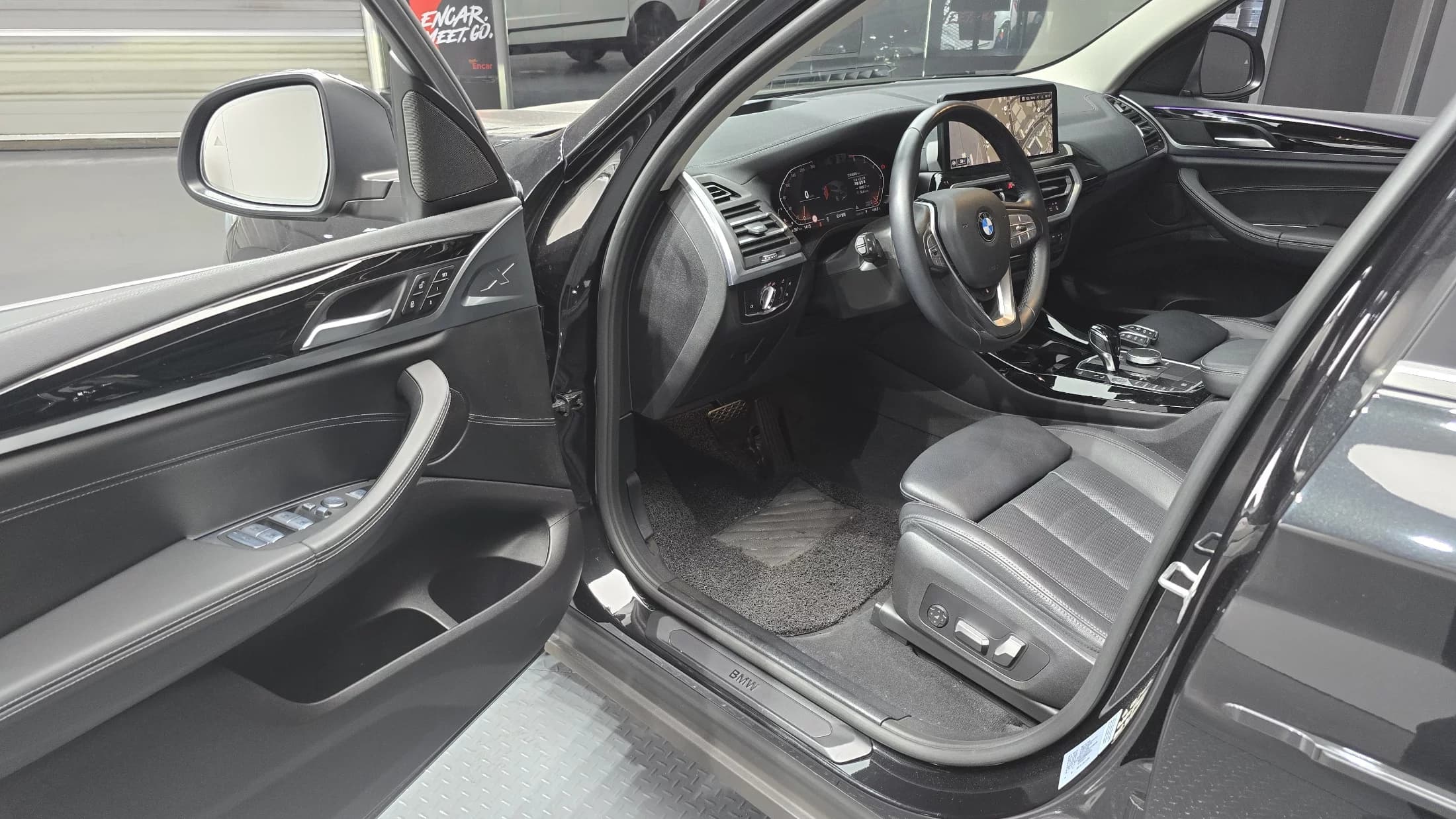 BMW X3 xDrive 20i, 2022 г. 60995 км. — фото 11