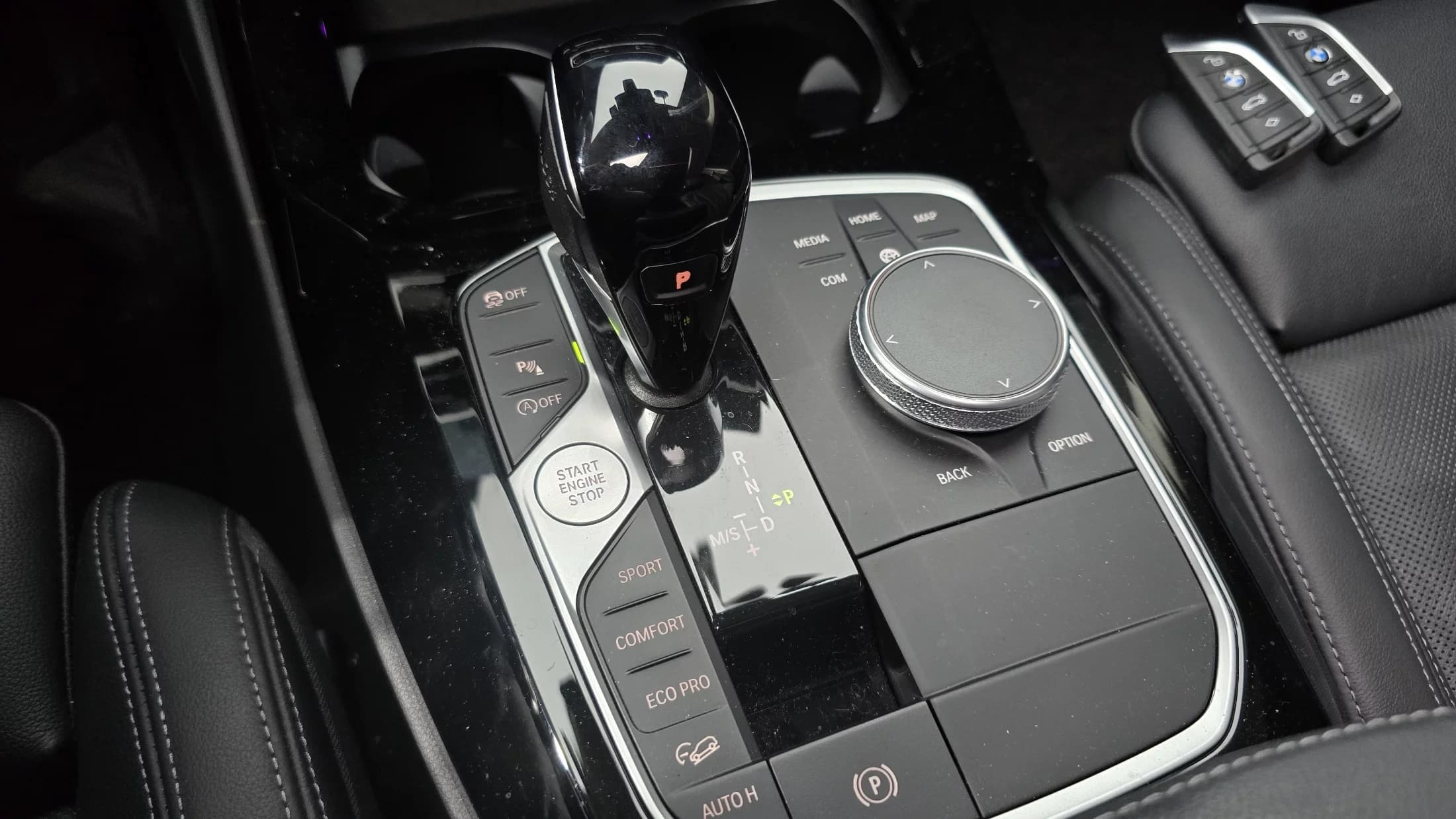 BMW X3 xDrive 20i, 2022 г. 60995 км. — фото 9