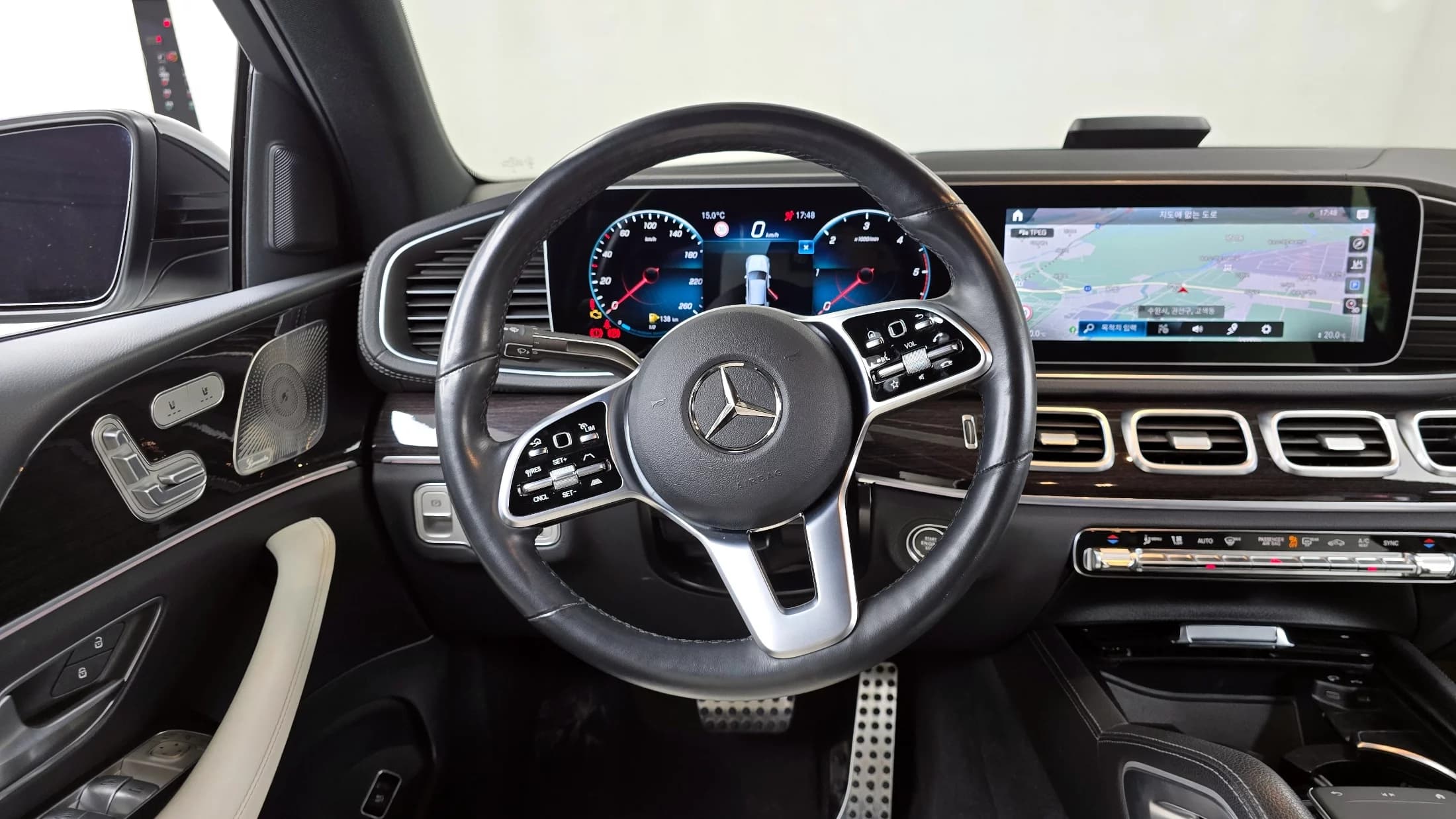 Mercedes-Benz GLE-Class GLE400d 4MATIC Coupe, 2022 г. 60571 км. — фото 13
