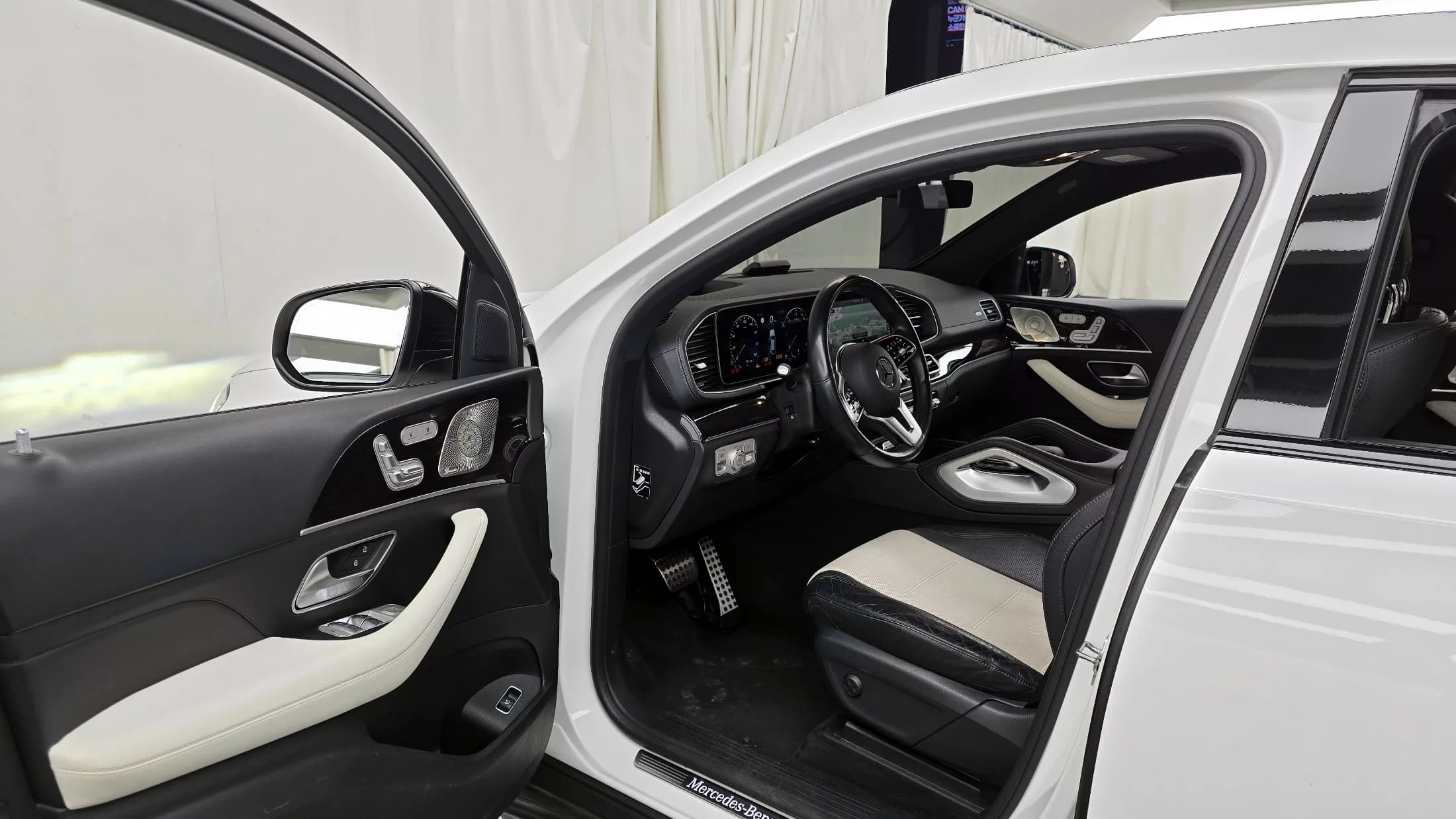 Mercedes-Benz GLE-Class GLE400d 4MATIC Coupe, 2022 г. 60571 км. — фото 10