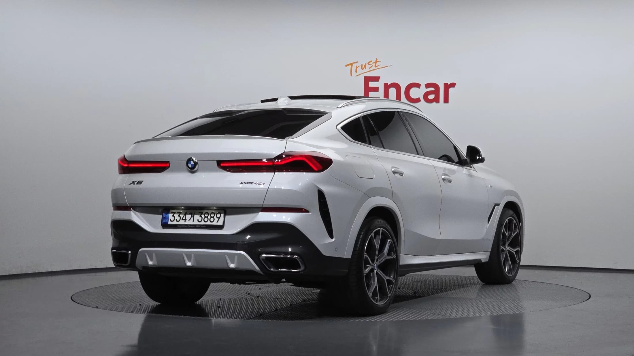 BMW X6 xDrive40i M Sport, 2021 г. 51556 км. — фото 2