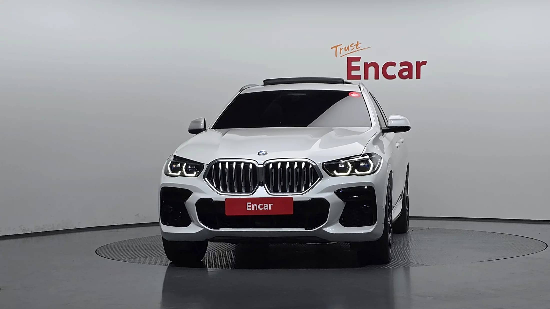 BMW X6 xDrive40i M Sport, 2021 г. 51556 км. — фото 3