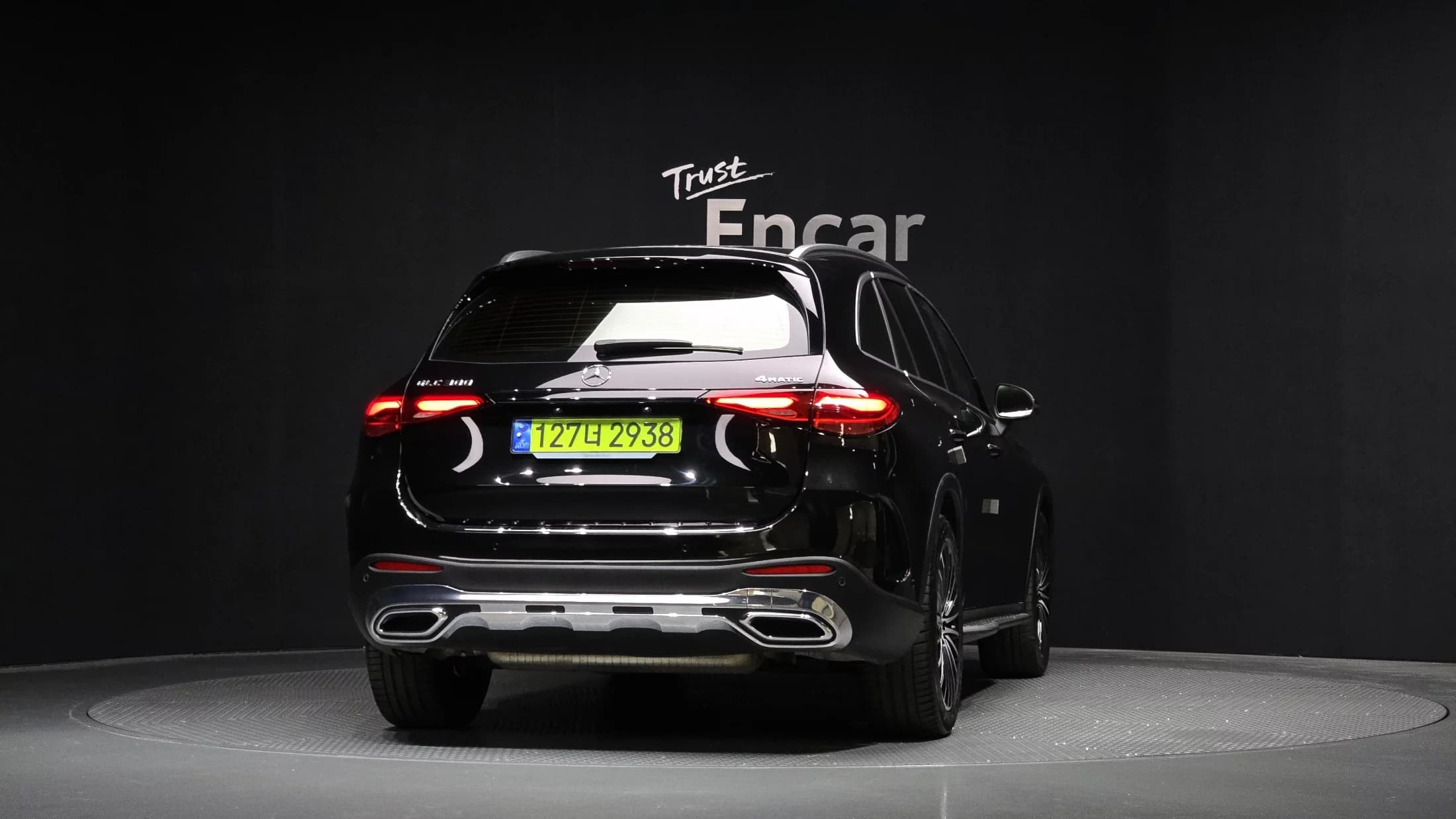 Mercedes-Benz GLC-Class GLC300 4MATIC AMG Line, 2023 г. 15856 км. — фото 4