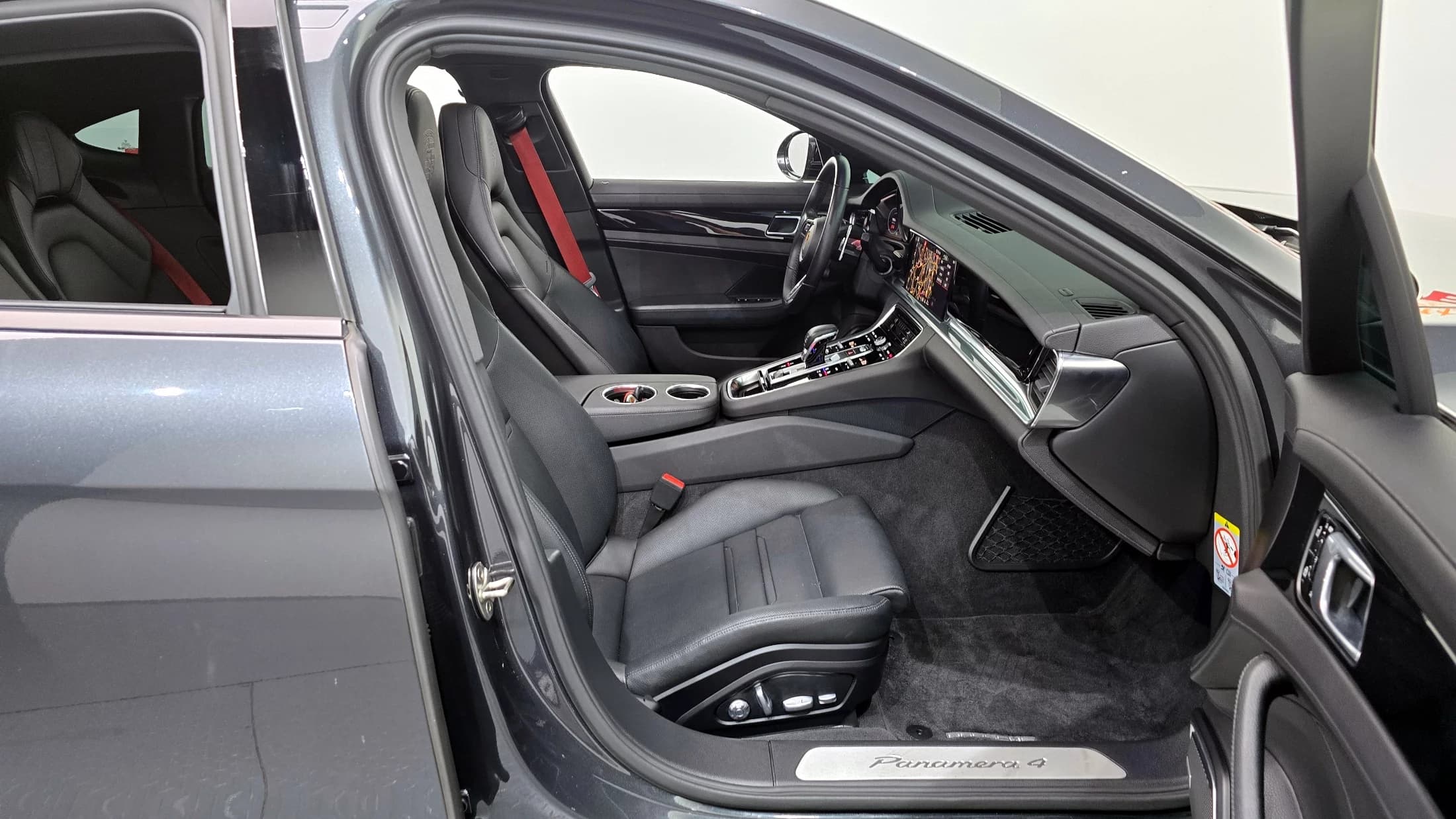 Porsche PANAMERA 2.9 AWD, 2021 г. 60307 км. — фото 11