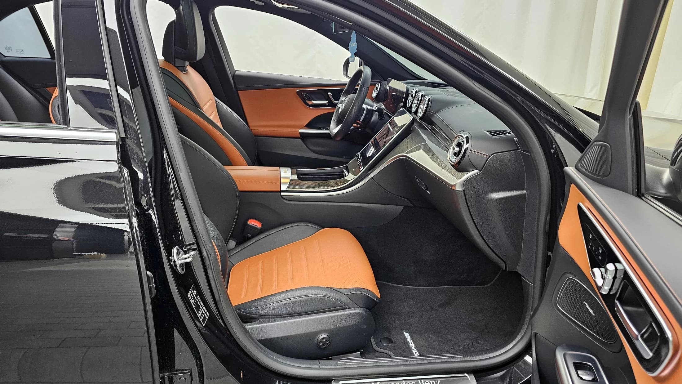Mercedes-Benz C-Class C300 AMG Line, 2022 г. 58156 км. — фото 11