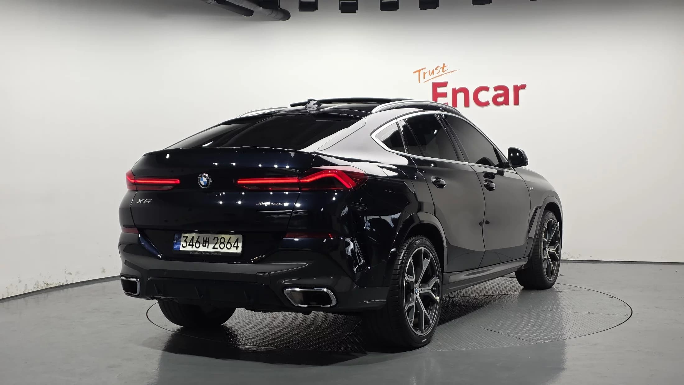 BMW X6 xDrive30d M Sport, 2023 г. 67481 км. — фото 2