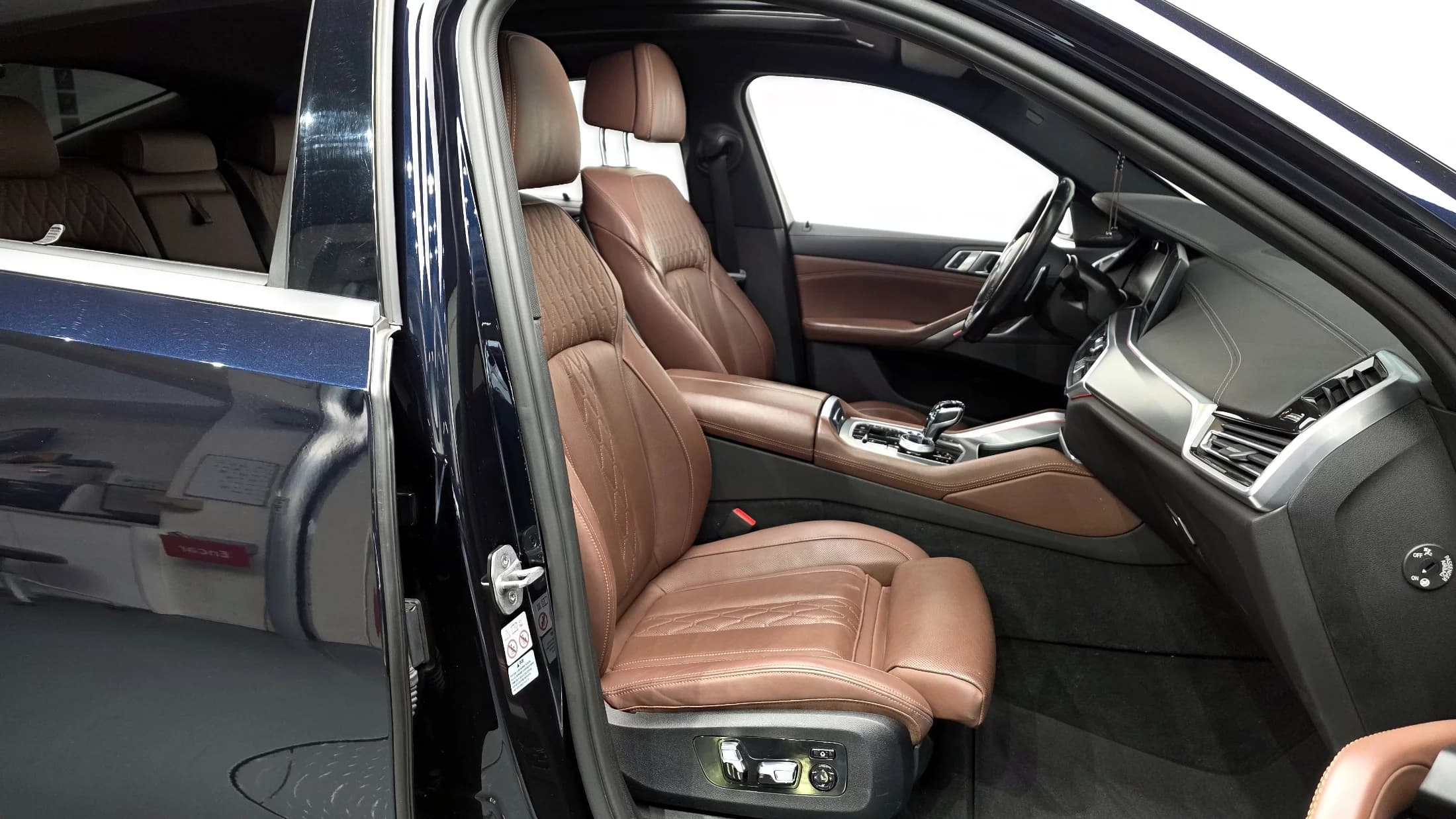 BMW X6 xDrive30d M Sport, 2023 г. 67481 км. — фото 11