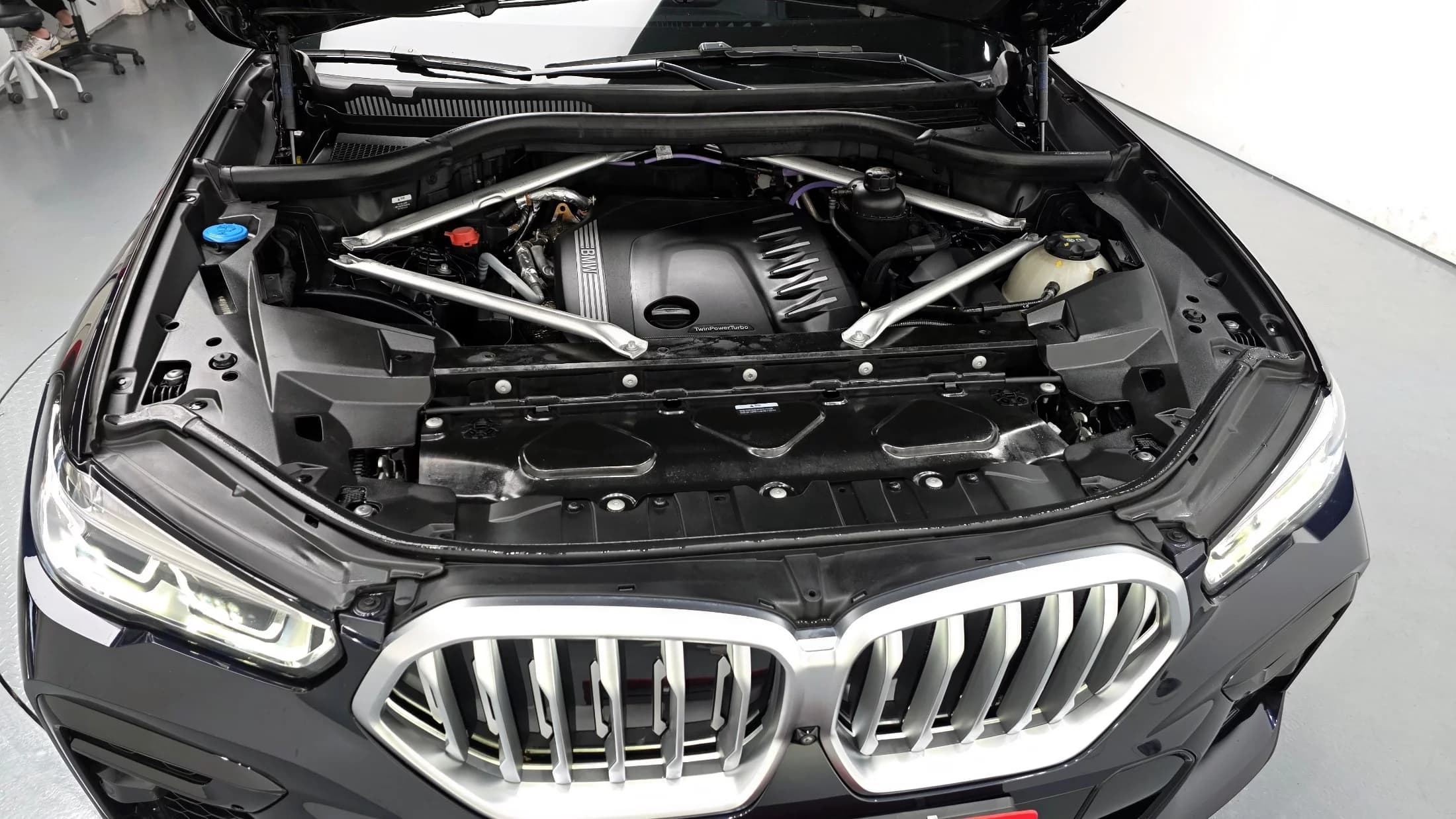 BMW X6 xDrive30d M Sport, 2023 г. 67481 км. — фото 6