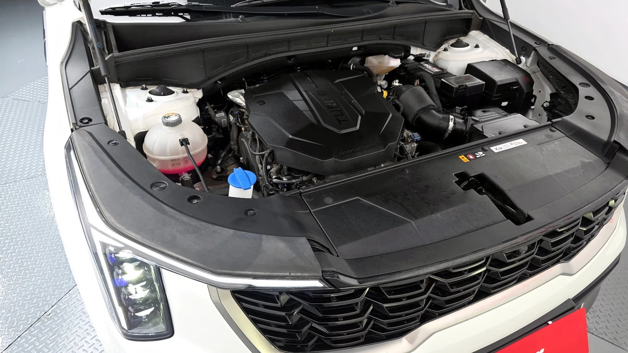 Kia Sorento Diesel 2.2 4WD Signature, 2023 г. 34791 км. — фото 6