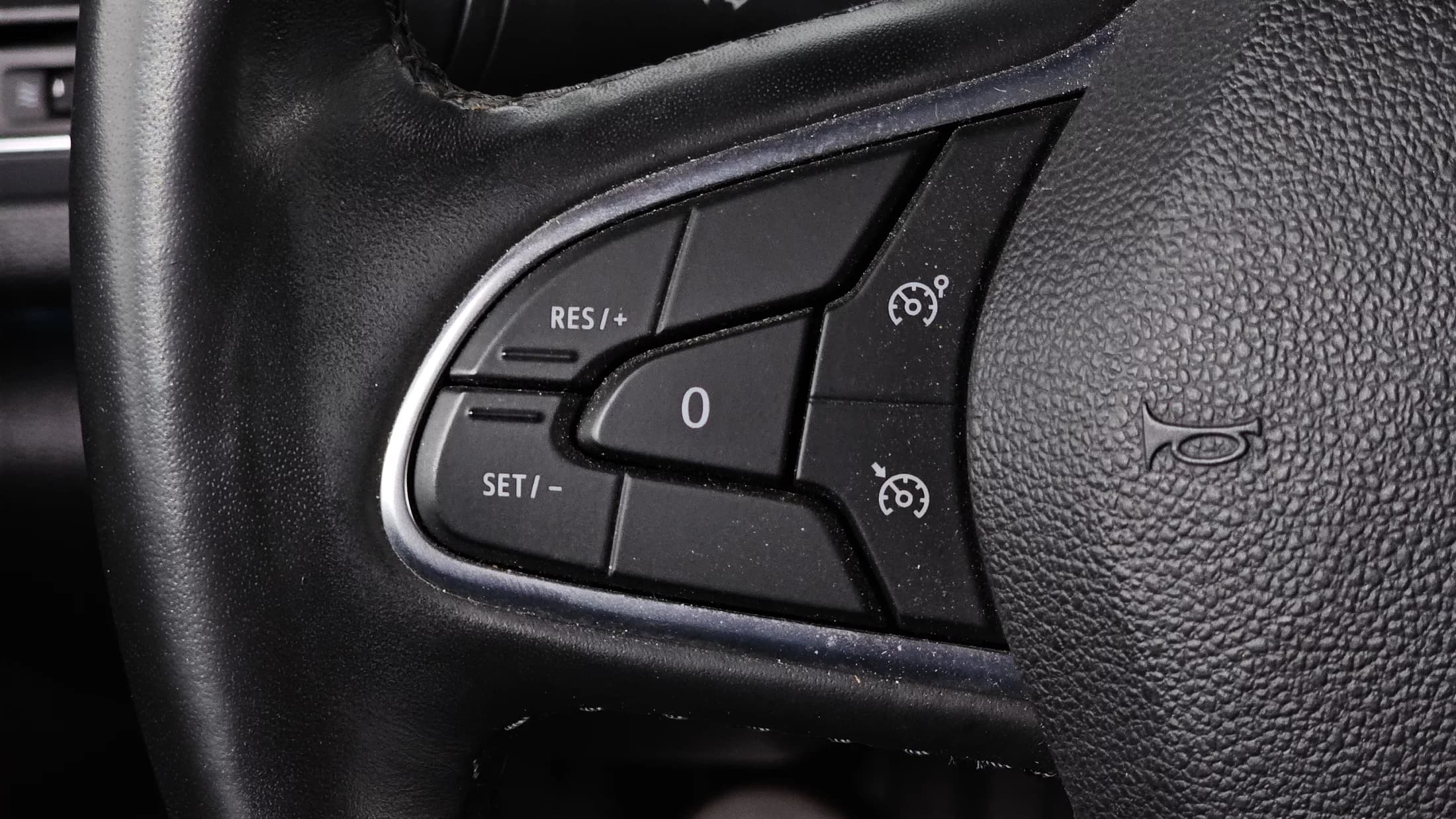 Renault Samsung SM6 1.3 TCe LE, 2021 г. 59719 км. — фото 17