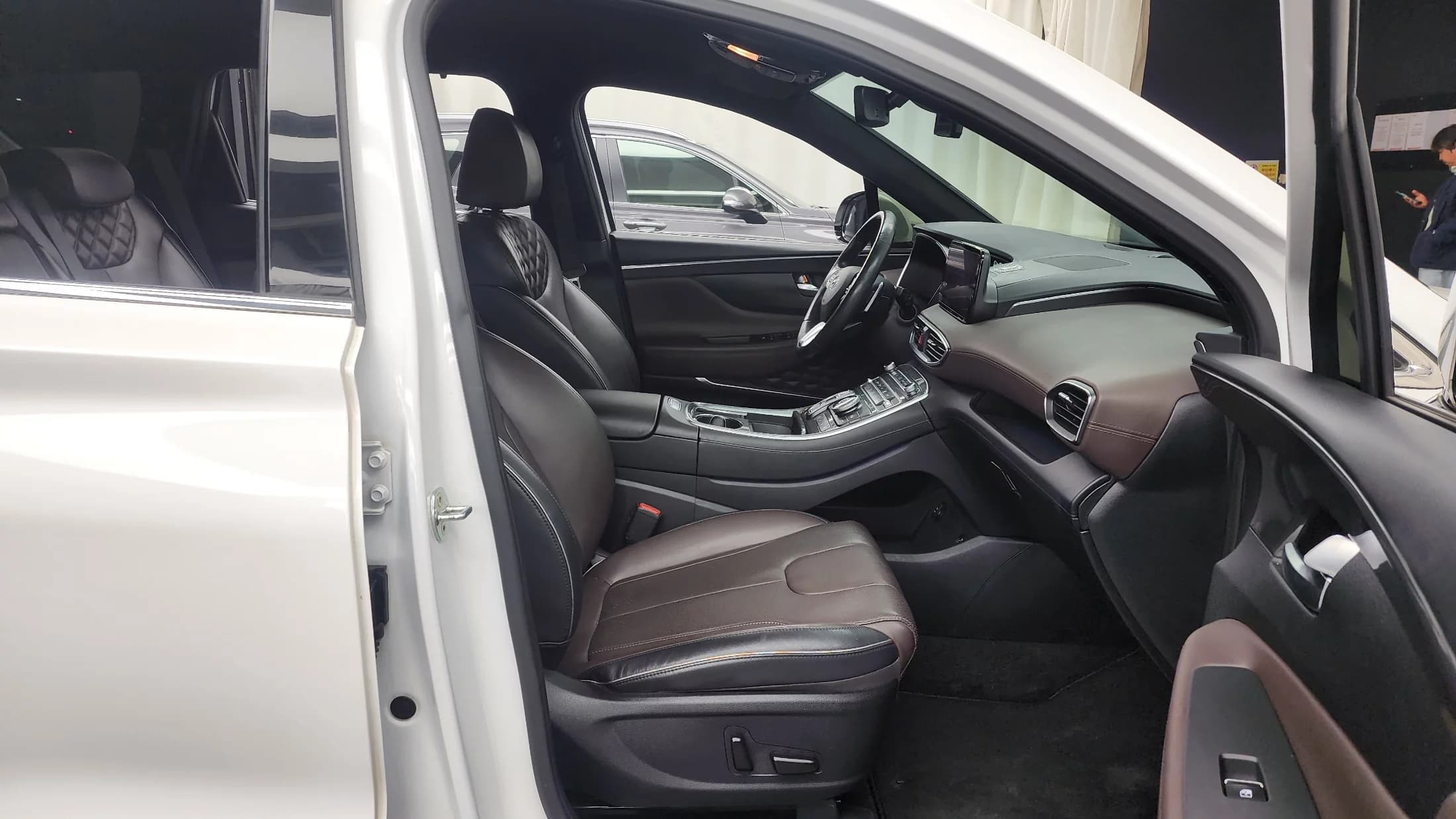 Hyundai Santa Fe Gasoline 2.5T 2WD Prestige, 2021 г. 57031 км. — фото 11