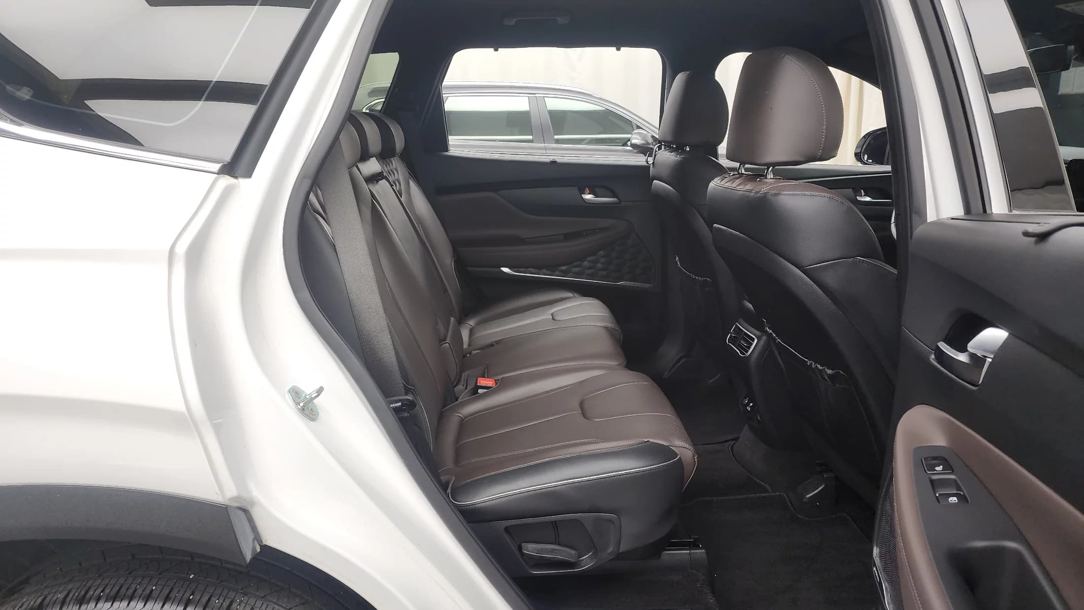 Hyundai Santa Fe Gasoline 2.5T 2WD Prestige, 2021 г. 57031 км. — фото 12