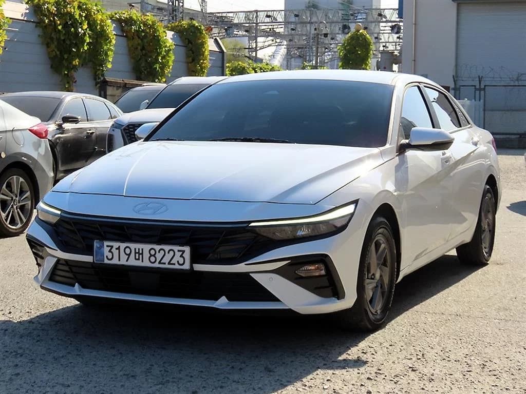 Hyundai AVANTE (Хендай Элантра) 1.6 Smart, 2024 г. 38694 км. — фото 2