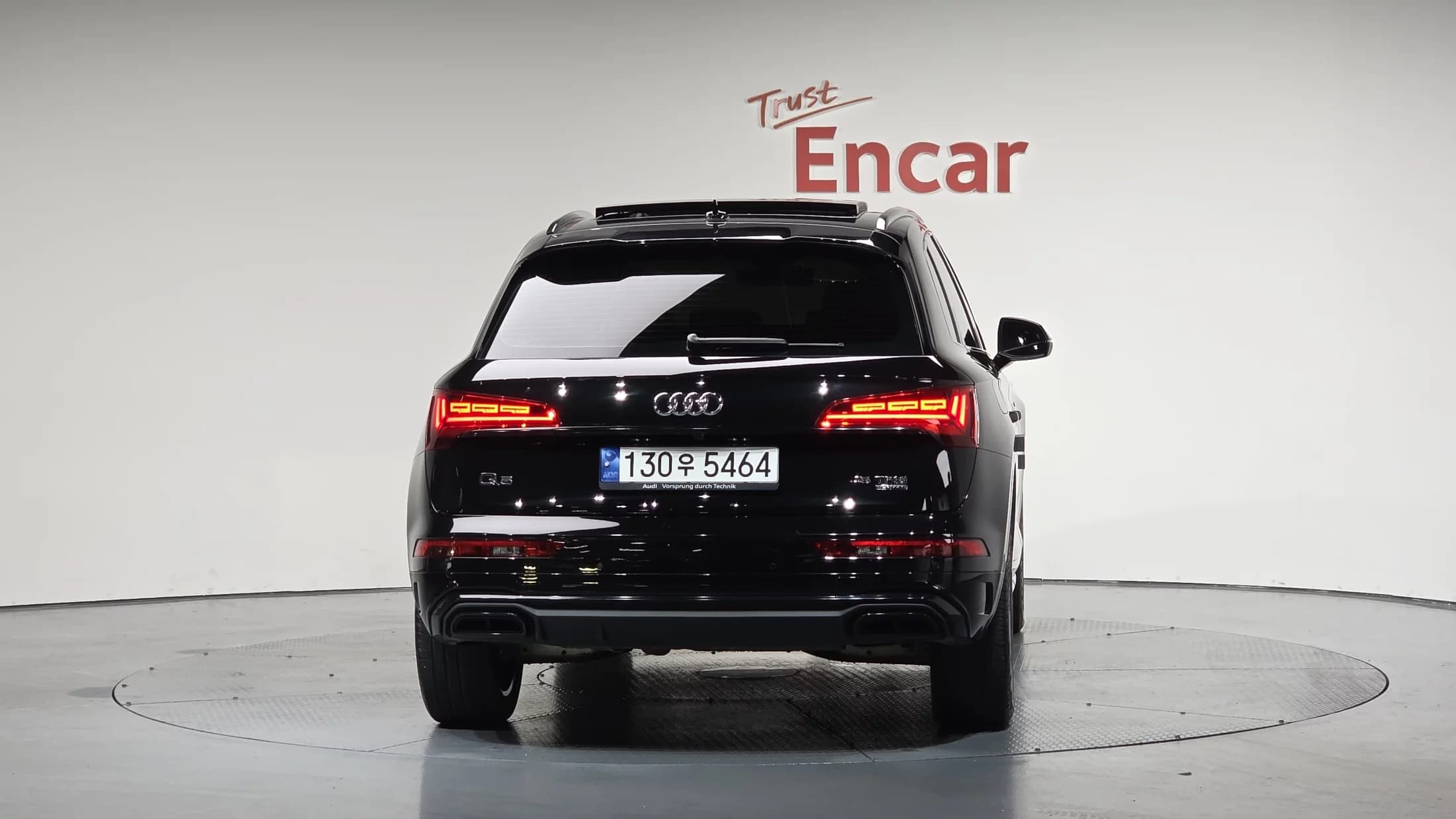 Audi Q5 45 TFSI Quattro Premium, 2023 г. 30968 км. — фото 3