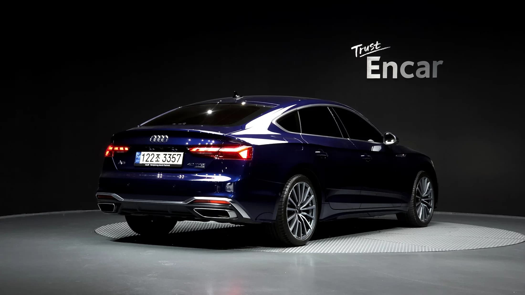 Audi A5 40 TFSI Quattro Premium Sportback, 2023 г. 10042 км. — фото 2