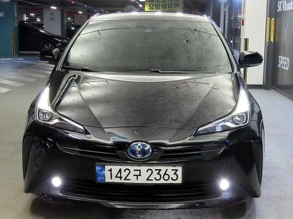 Toyota PRIUS 1.8, гибрид, 2022 г. 57257 км. — фото 2