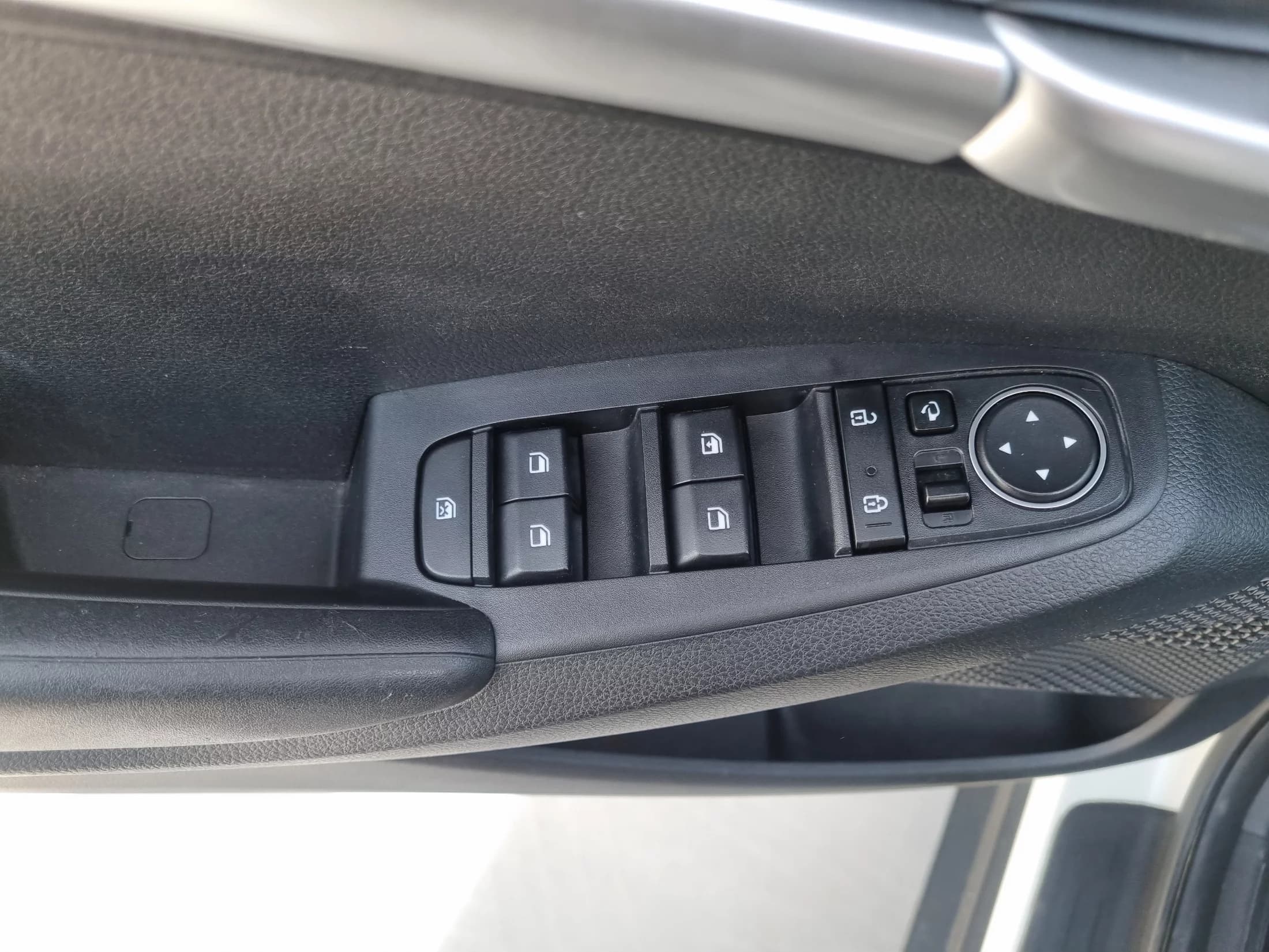 Kia Seltos Gasoline 1.6 Turbo 2WD Trendy, 2021 г. 117946 км. — фото 17