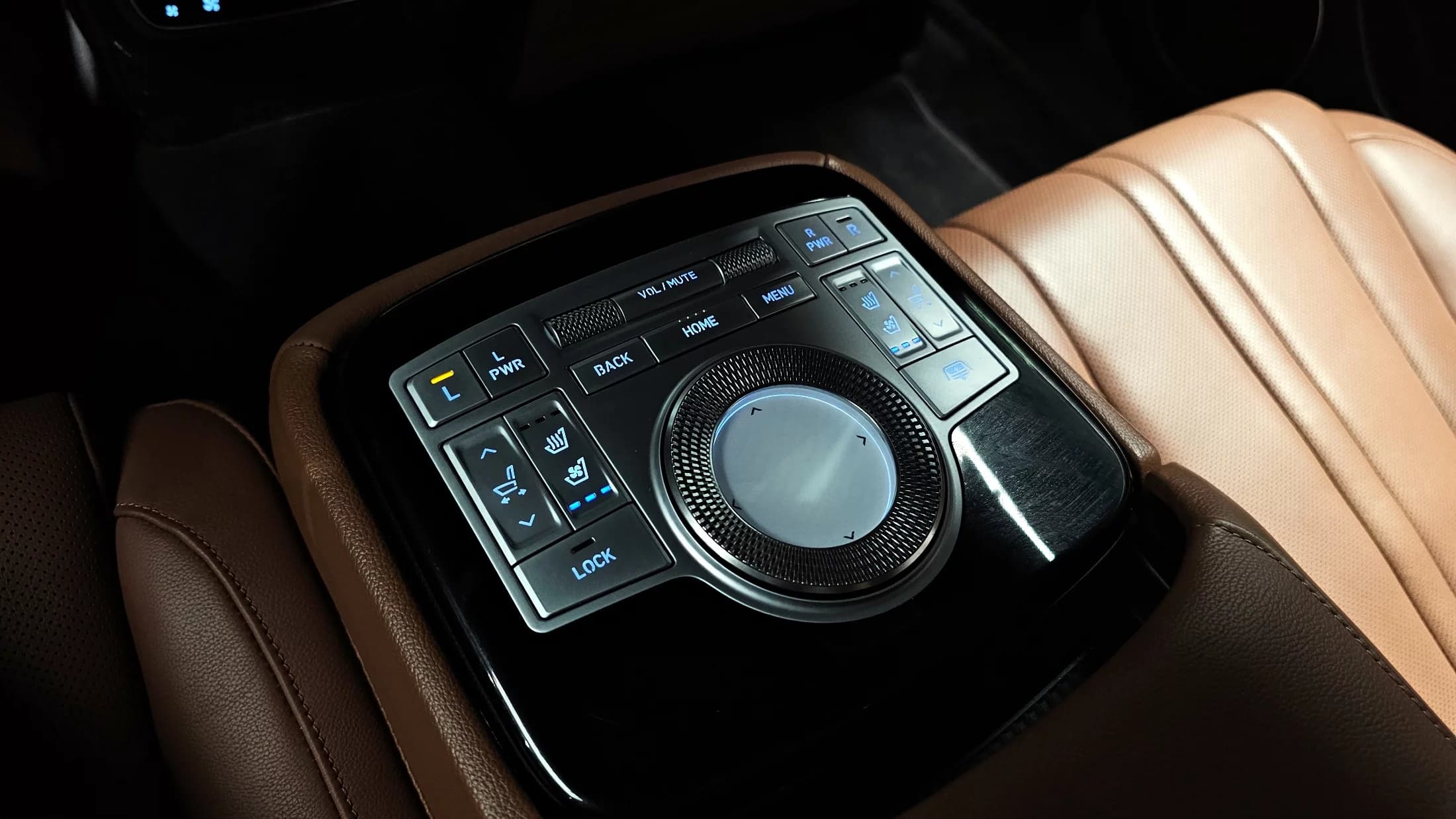 Genesis G80 Gasoline 3.5 Turbo AWD, 2021 г. 99450 км. — фото 19