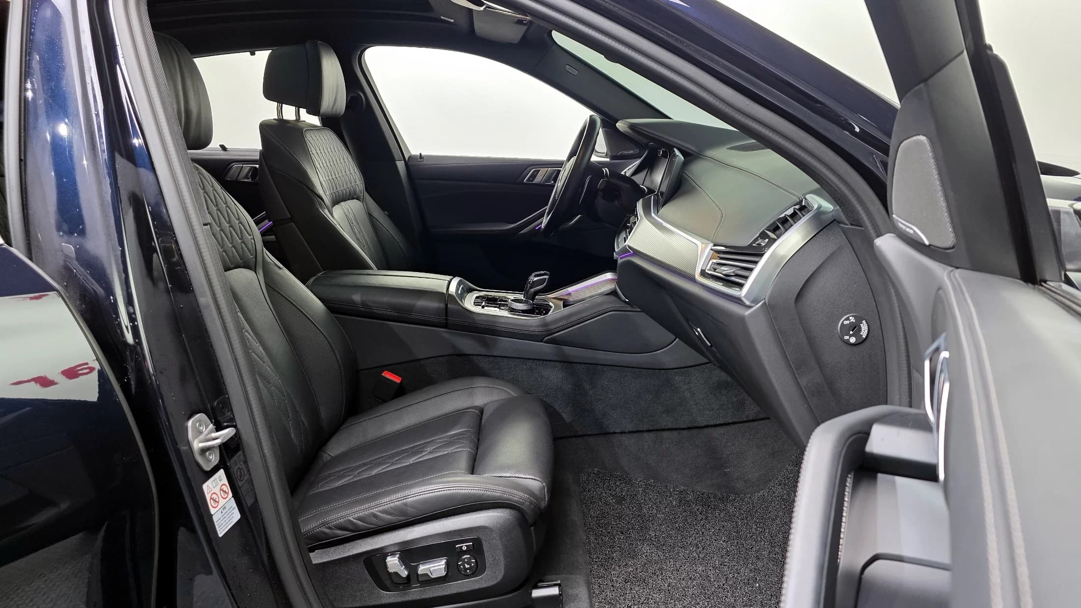 BMW X6 xDrive40i M Sport, 2022 г. 71968 км. — фото 11