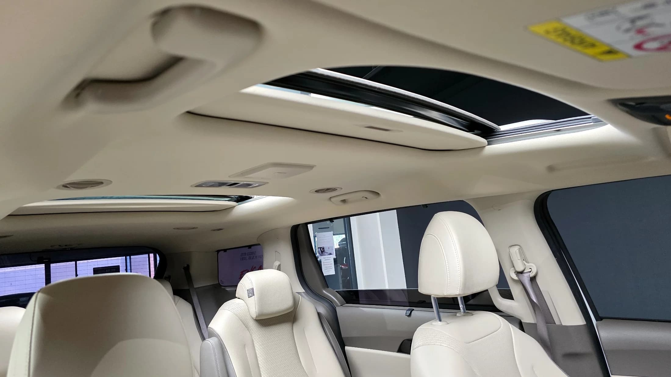 Kia Carnival 9-Seater Signature, 2021 г. 66833 км. — фото 17