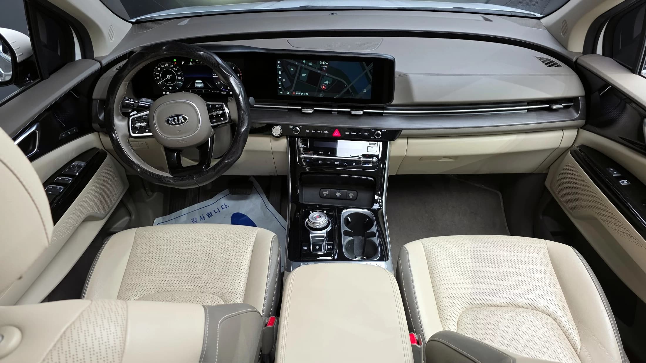 Kia Carnival 9-Seater Signature, 2021 г. 66833 км. — фото 7