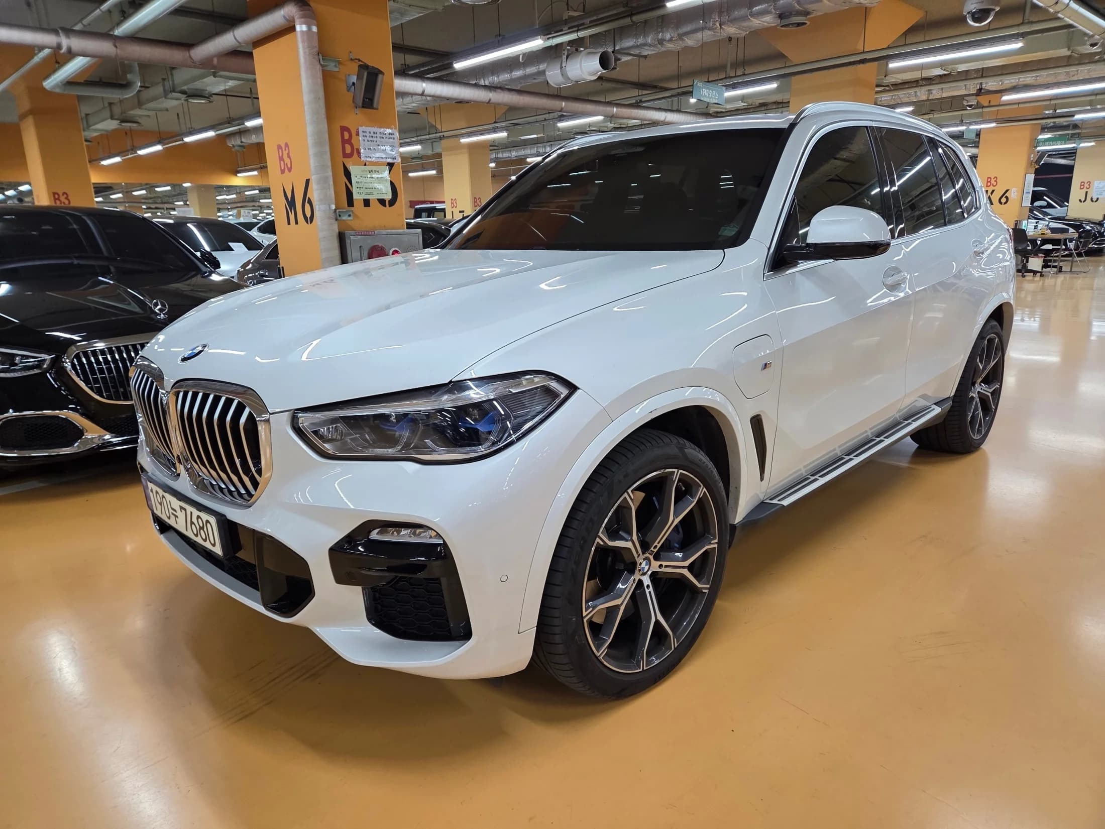 BMW X5 xDrive 45e M Sport, гибрид, 2021 г. 48828 км. — фото 3