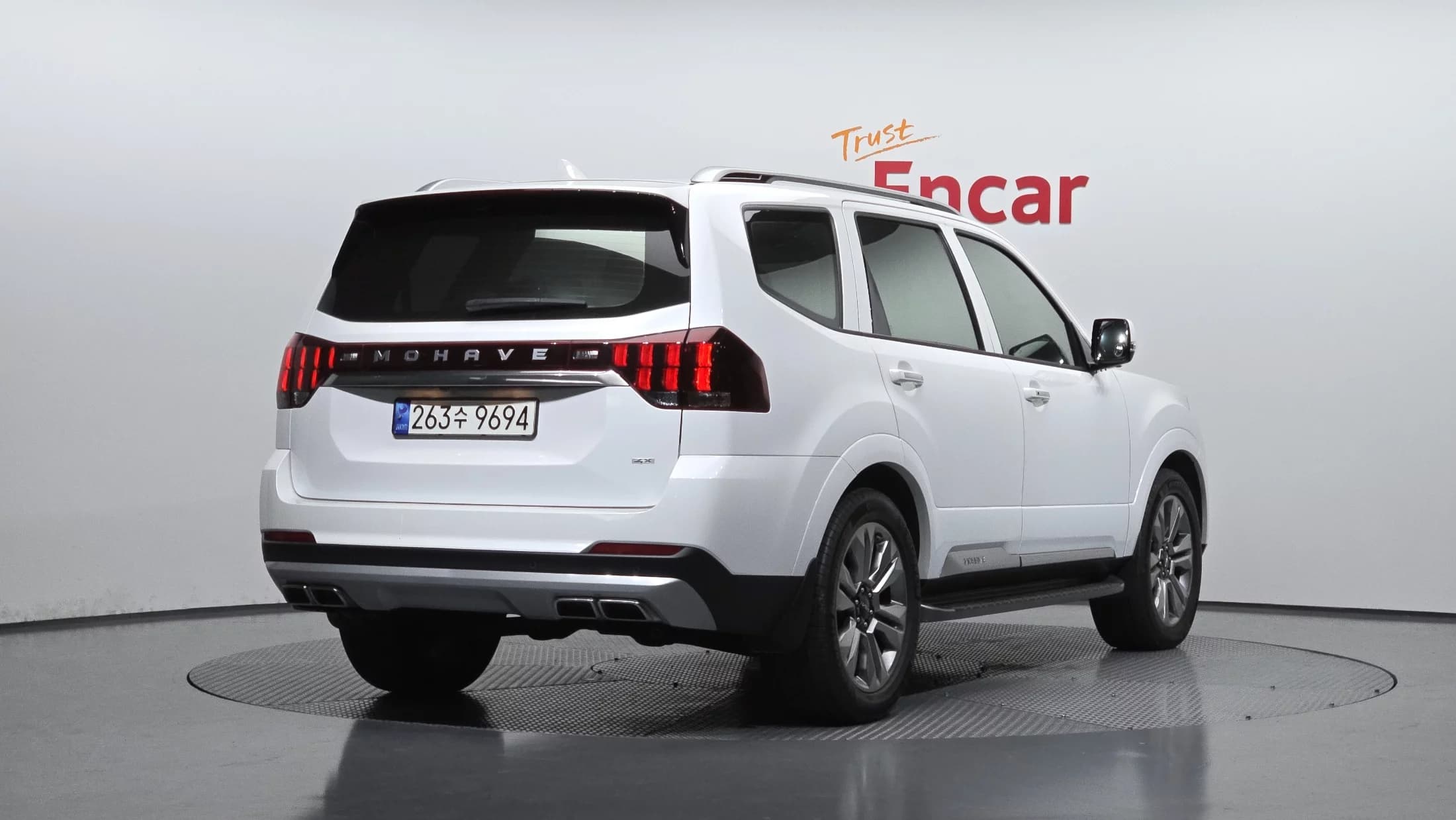 Kia Mohave Diesel 3.0 4WD 7-Seater Masters, 2022 г. 66276 км. — фото 2