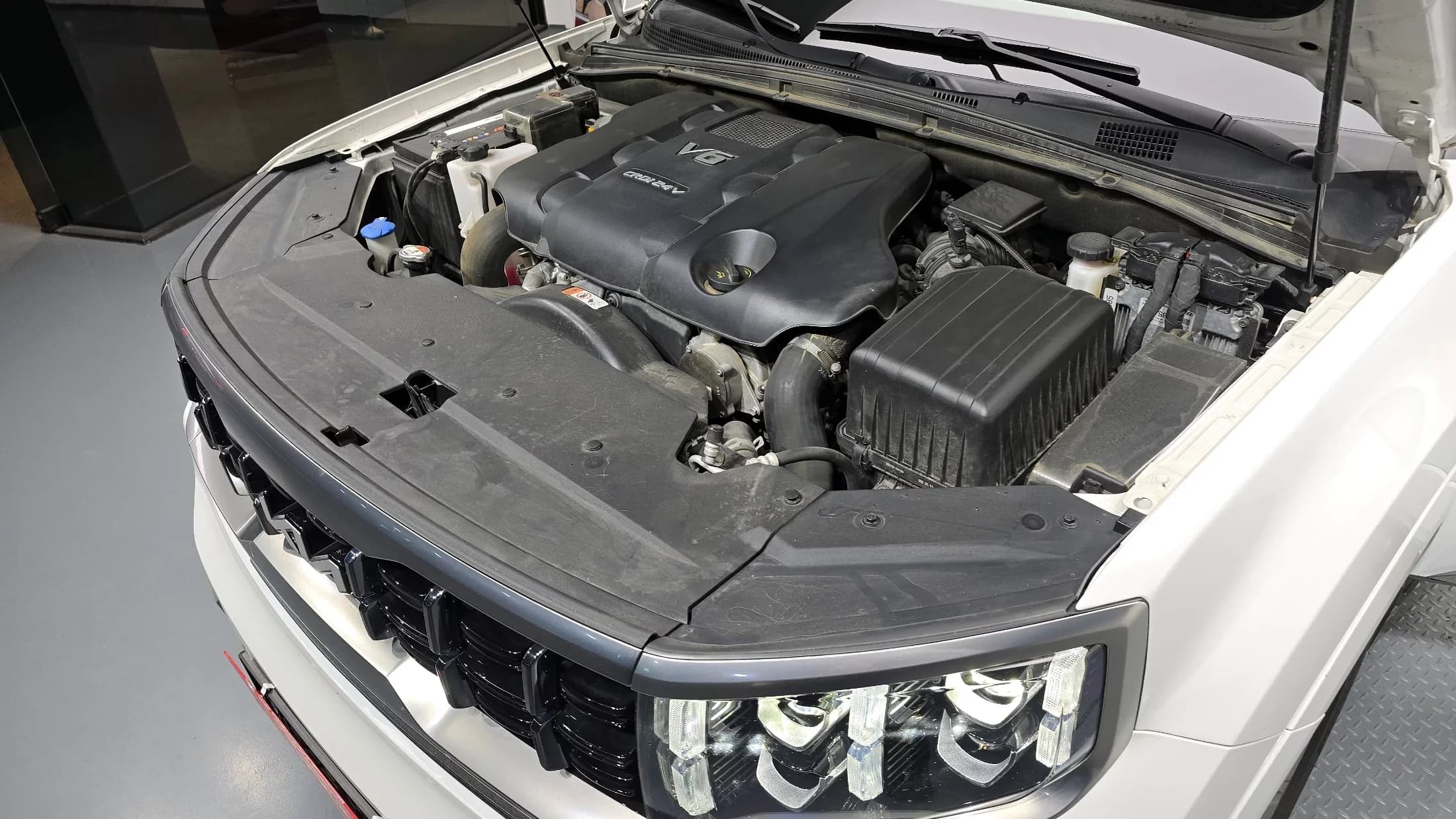 Kia Mohave Diesel 3.0 4WD 7-Seater Masters, 2022 г. 66276 км. — фото 6