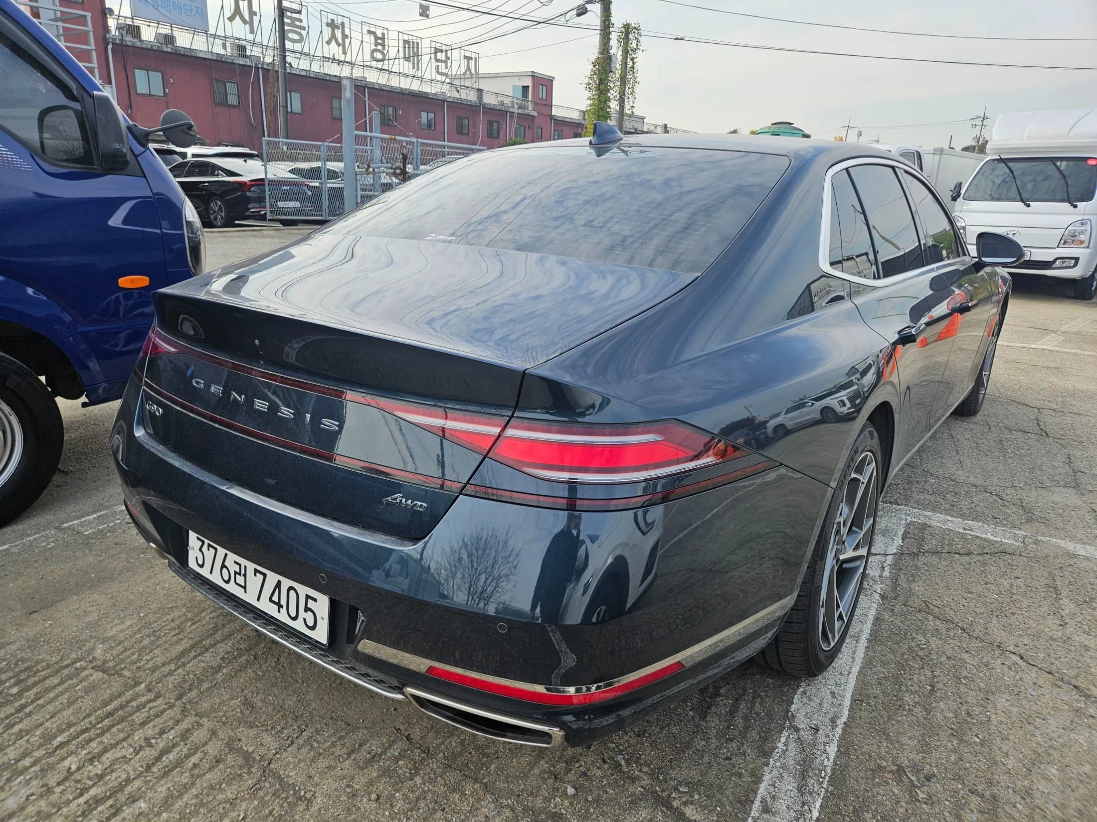 Genesis G90 Gasoline 3.5 Turbo AWD, 2022 г. 120103 км. — фото 3